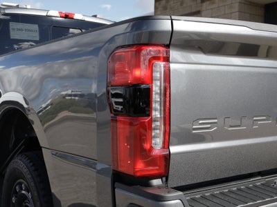 2027 Ford F-350SD XLT