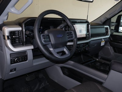 2027 Ford F-350SD XLT
