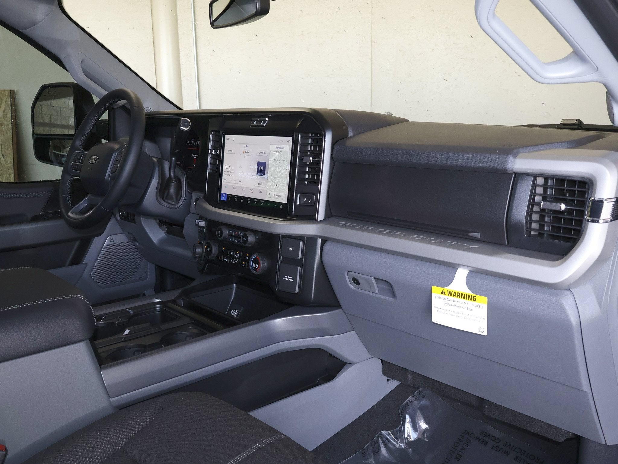 2027 Ford F-350SD XLT