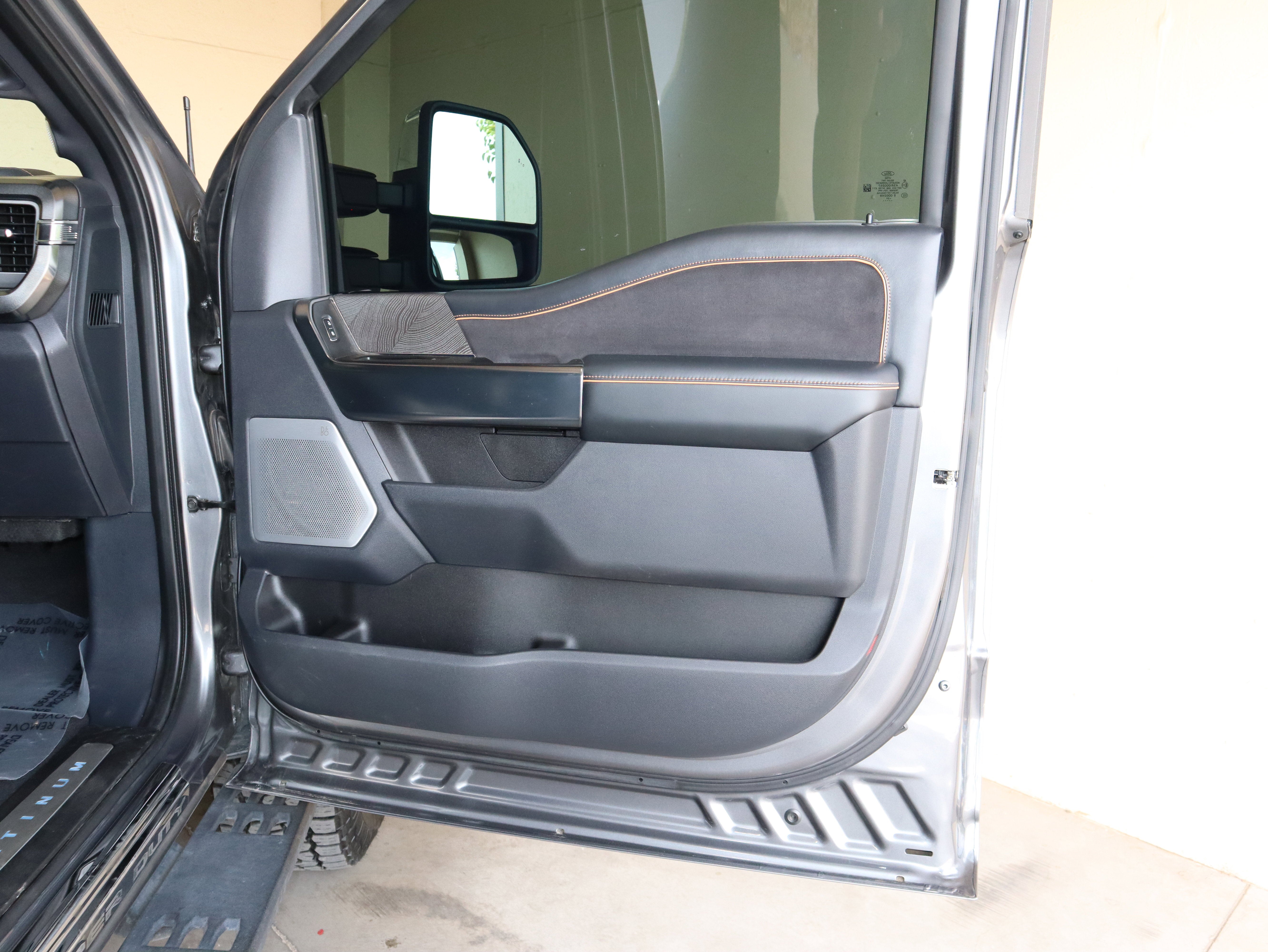2024 Ford F-350SD Platinum
