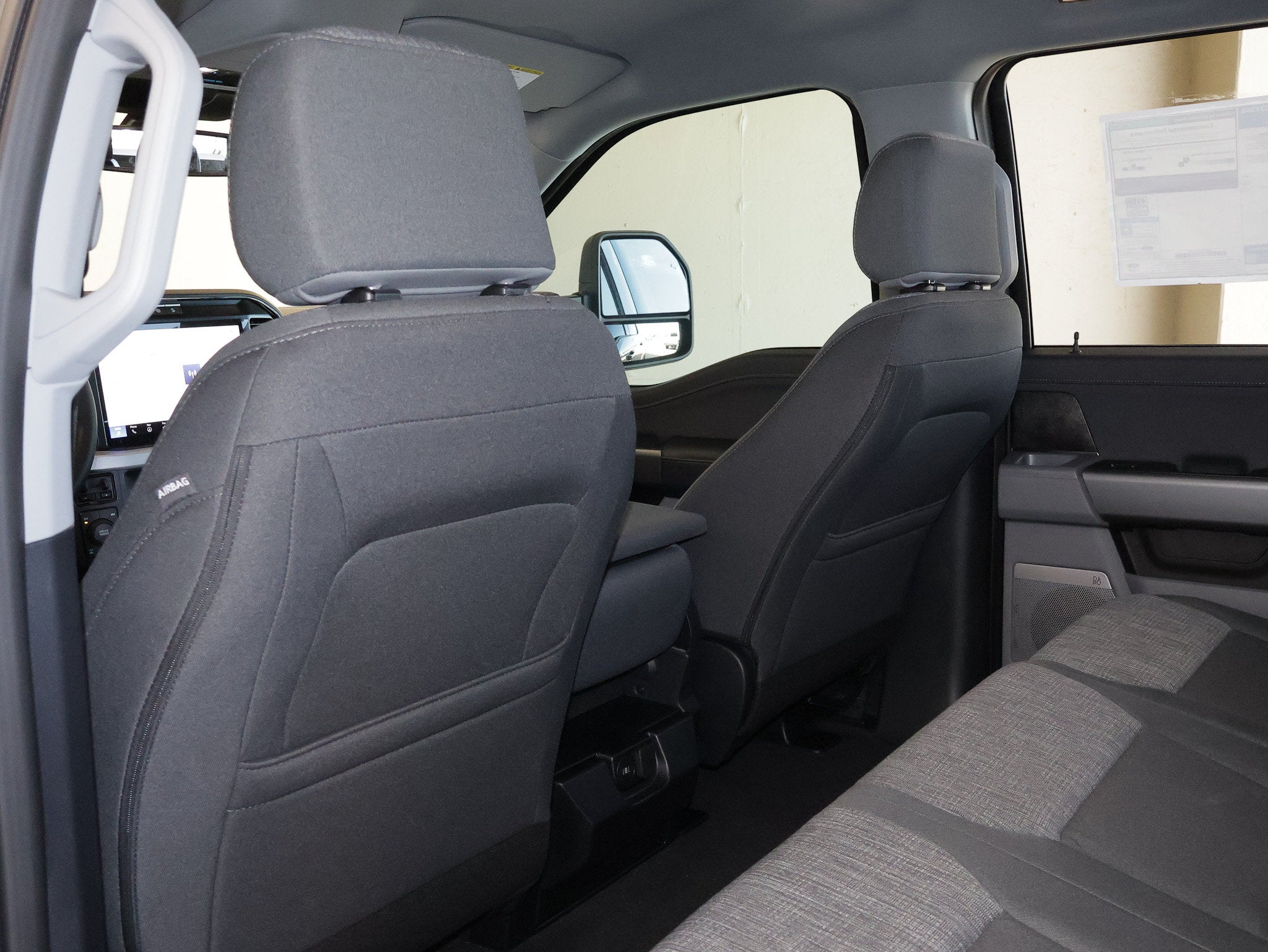 2027 Ford F-350SD XLT