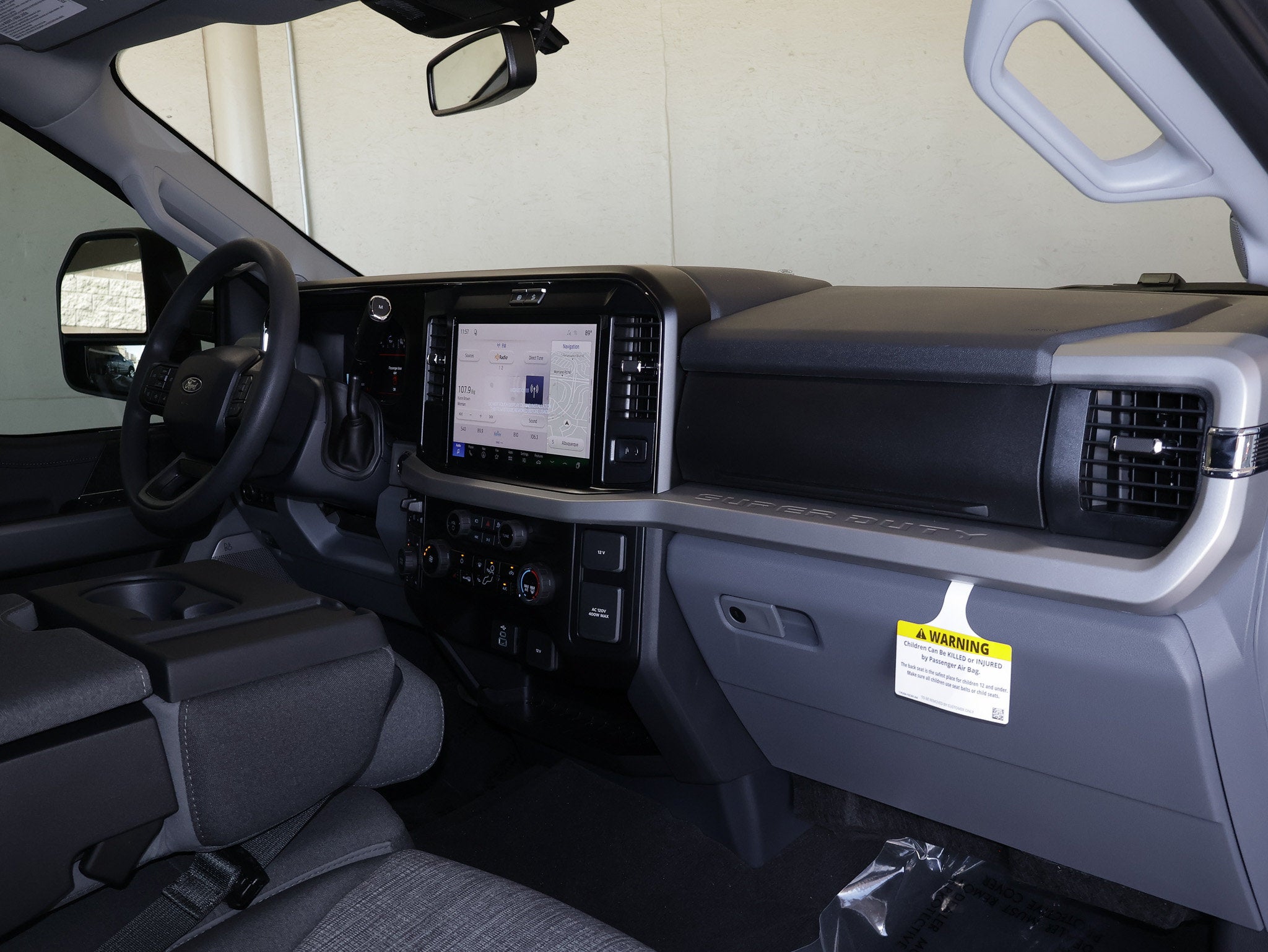 2027 Ford F-350SD XLT