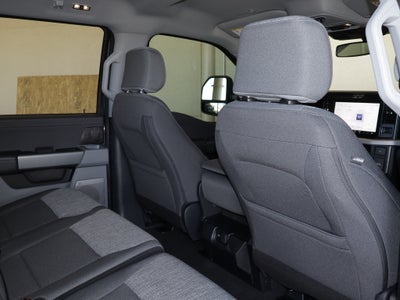 2027 Ford F-350SD XLT