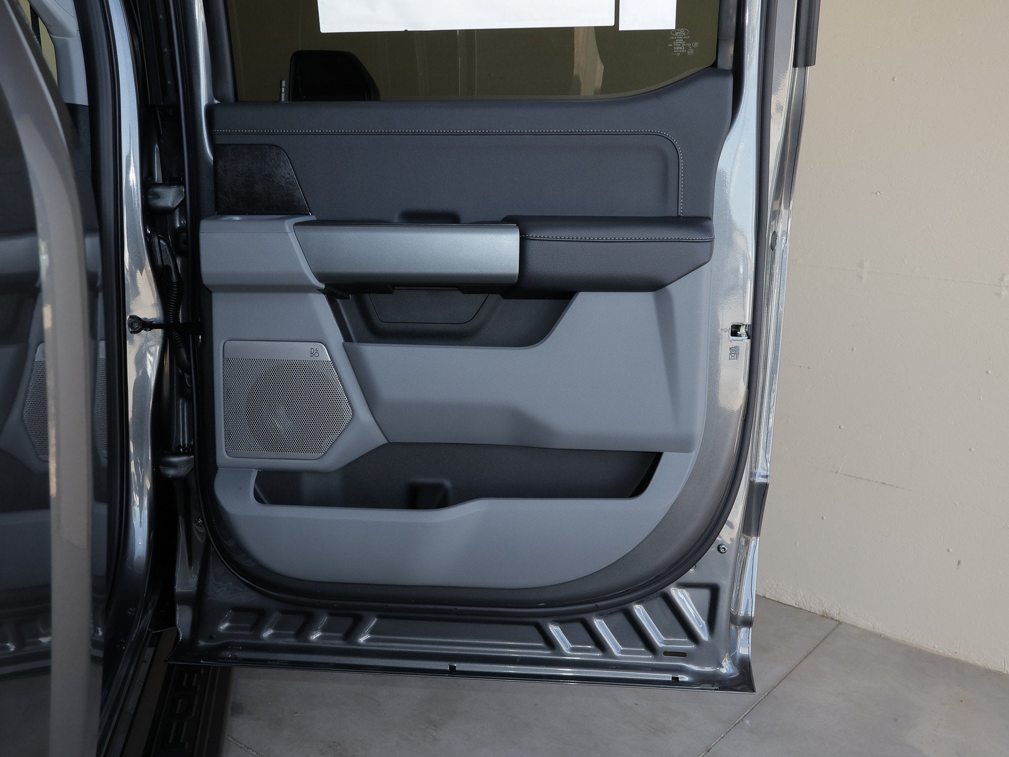 2027 Ford F-350SD XLT