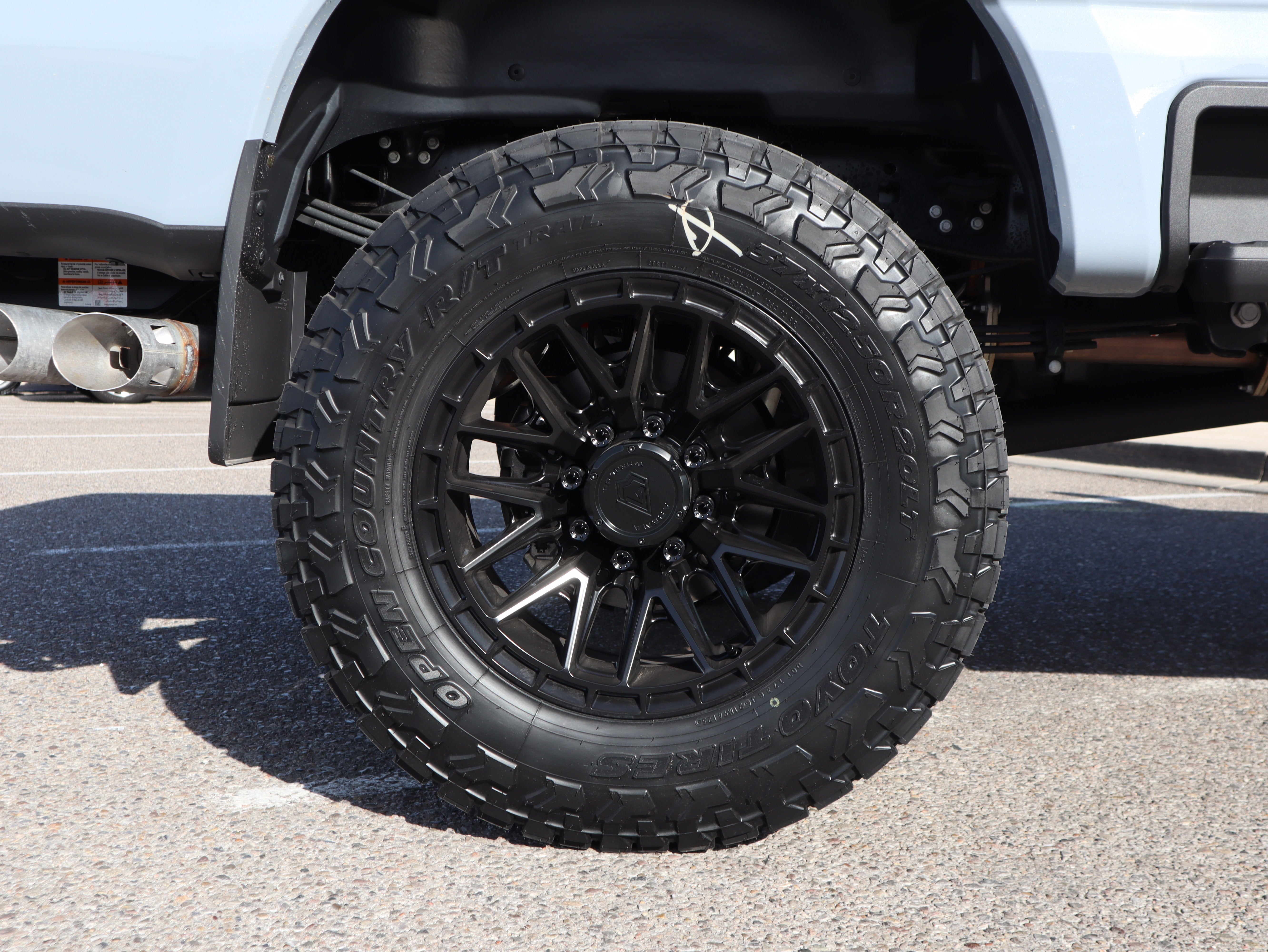 2025 Ford F-350SD Lariat