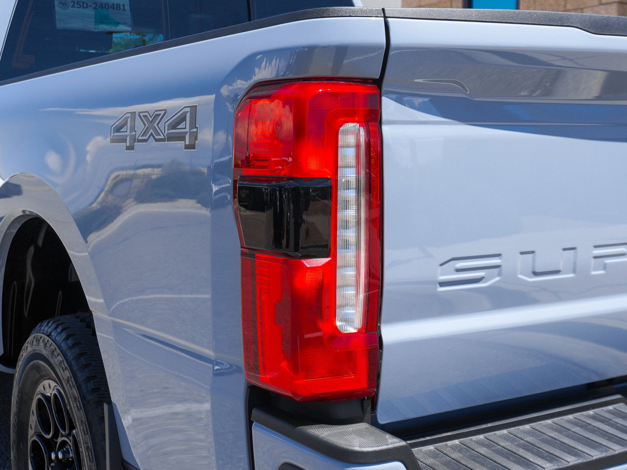 2025 Ford F-350SD Lariat