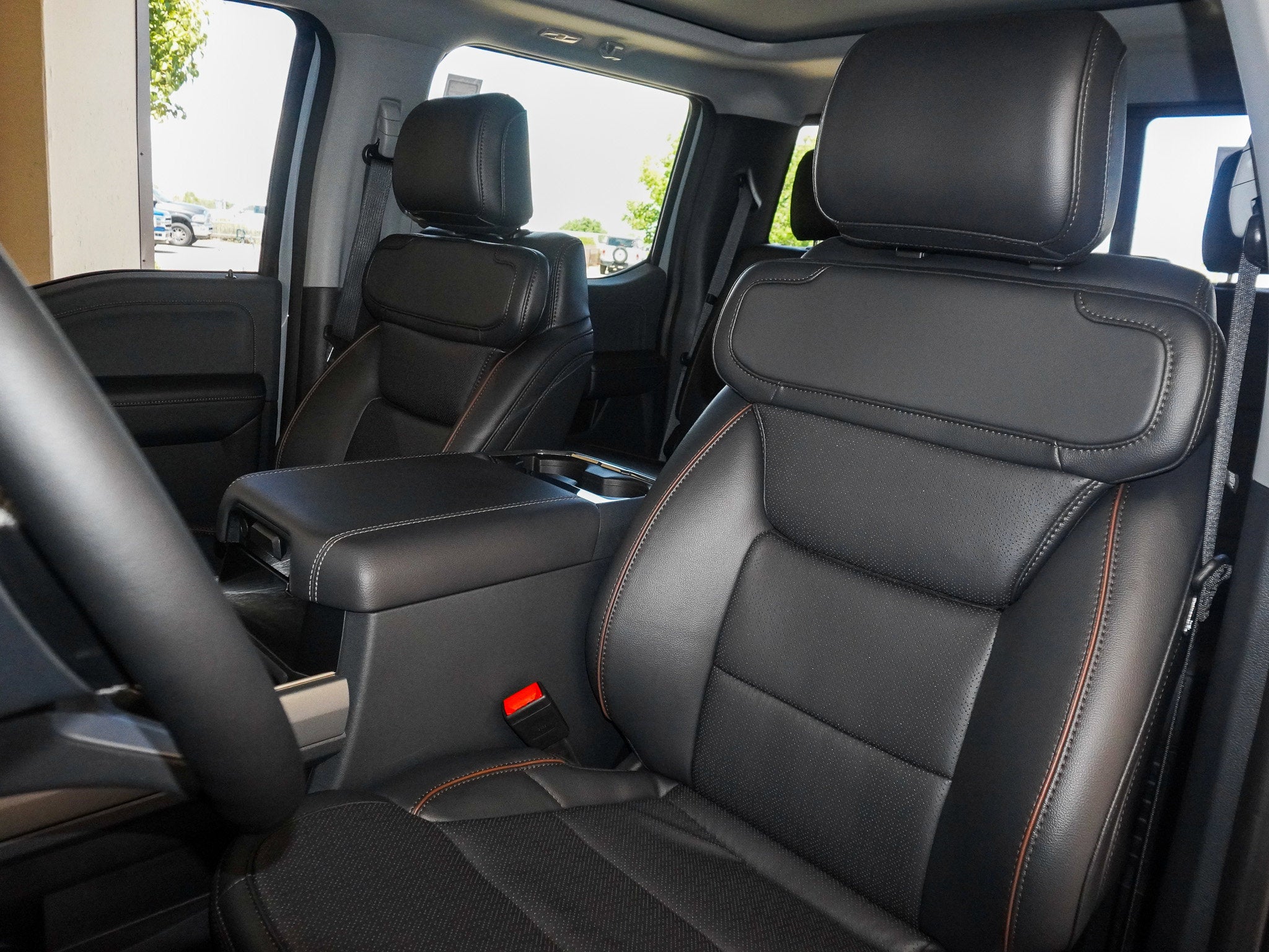 2025 Ford F-350SD Lariat