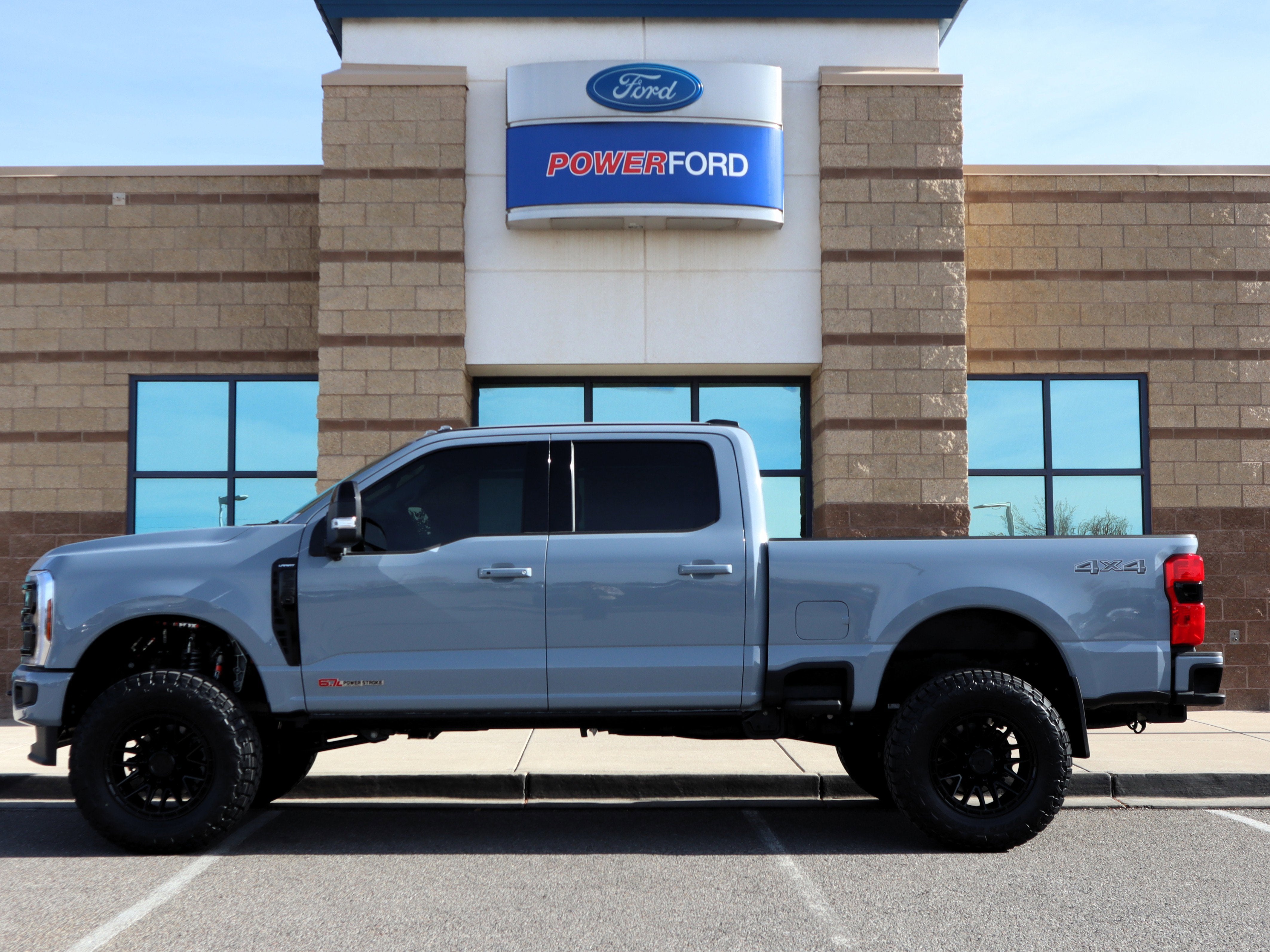 2025 Ford F-350SD Lariat