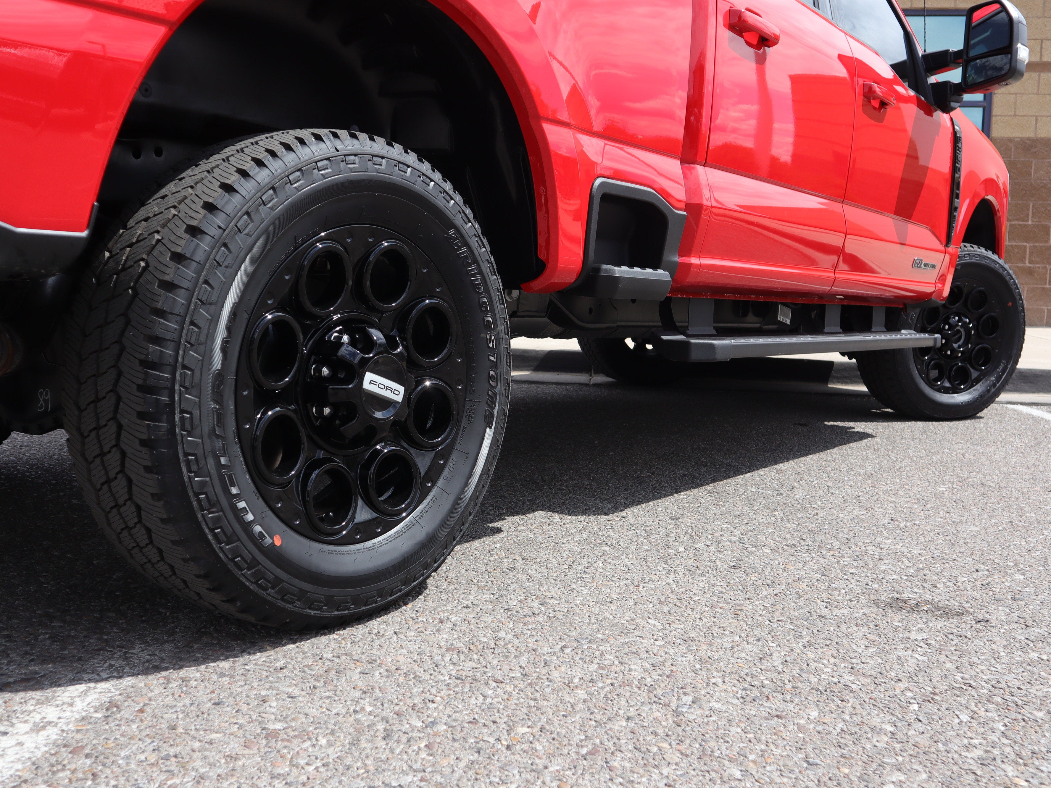 2025 Ford F-350SD Lariat