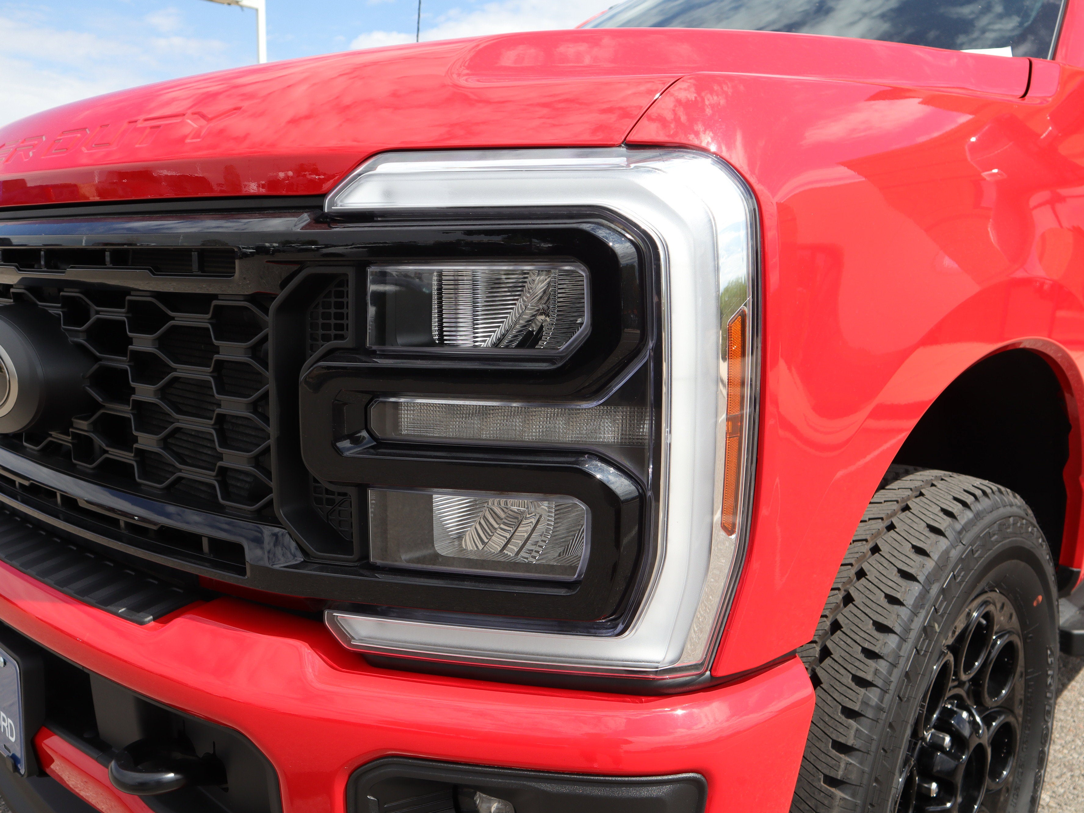 2025 Ford F-350SD Lariat