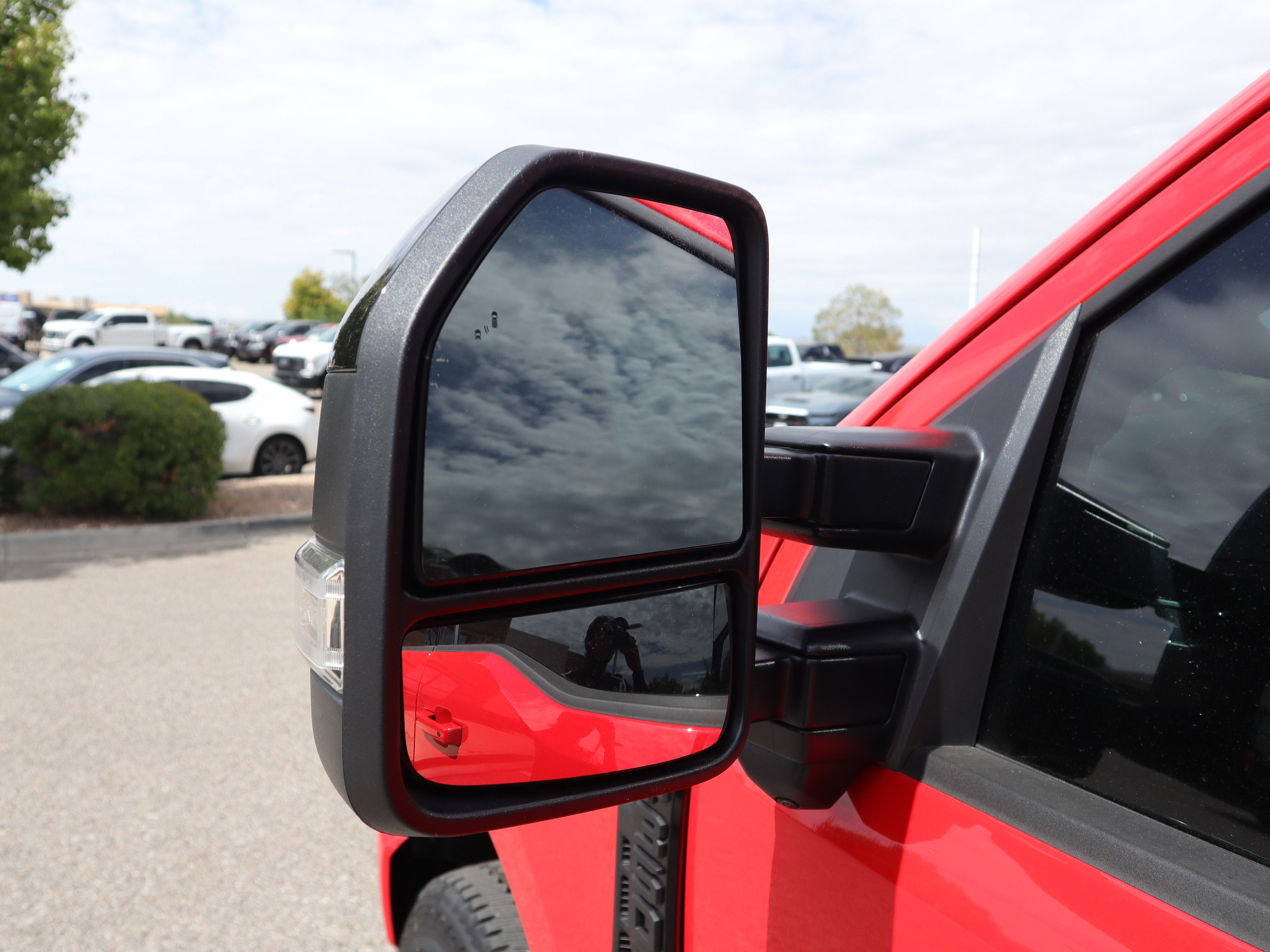 2025 Ford F-350SD Lariat