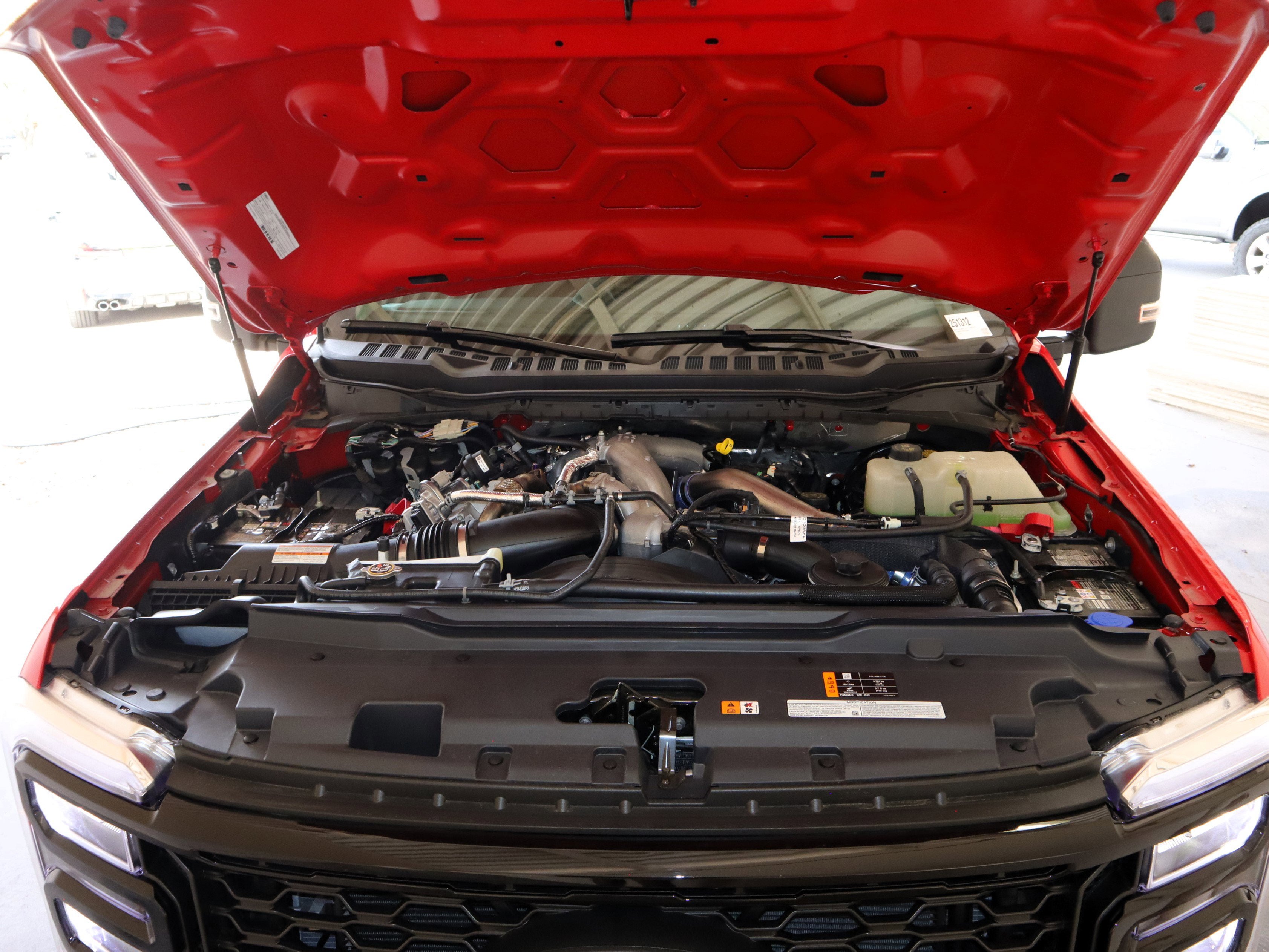 2025 Ford F-350SD Lariat