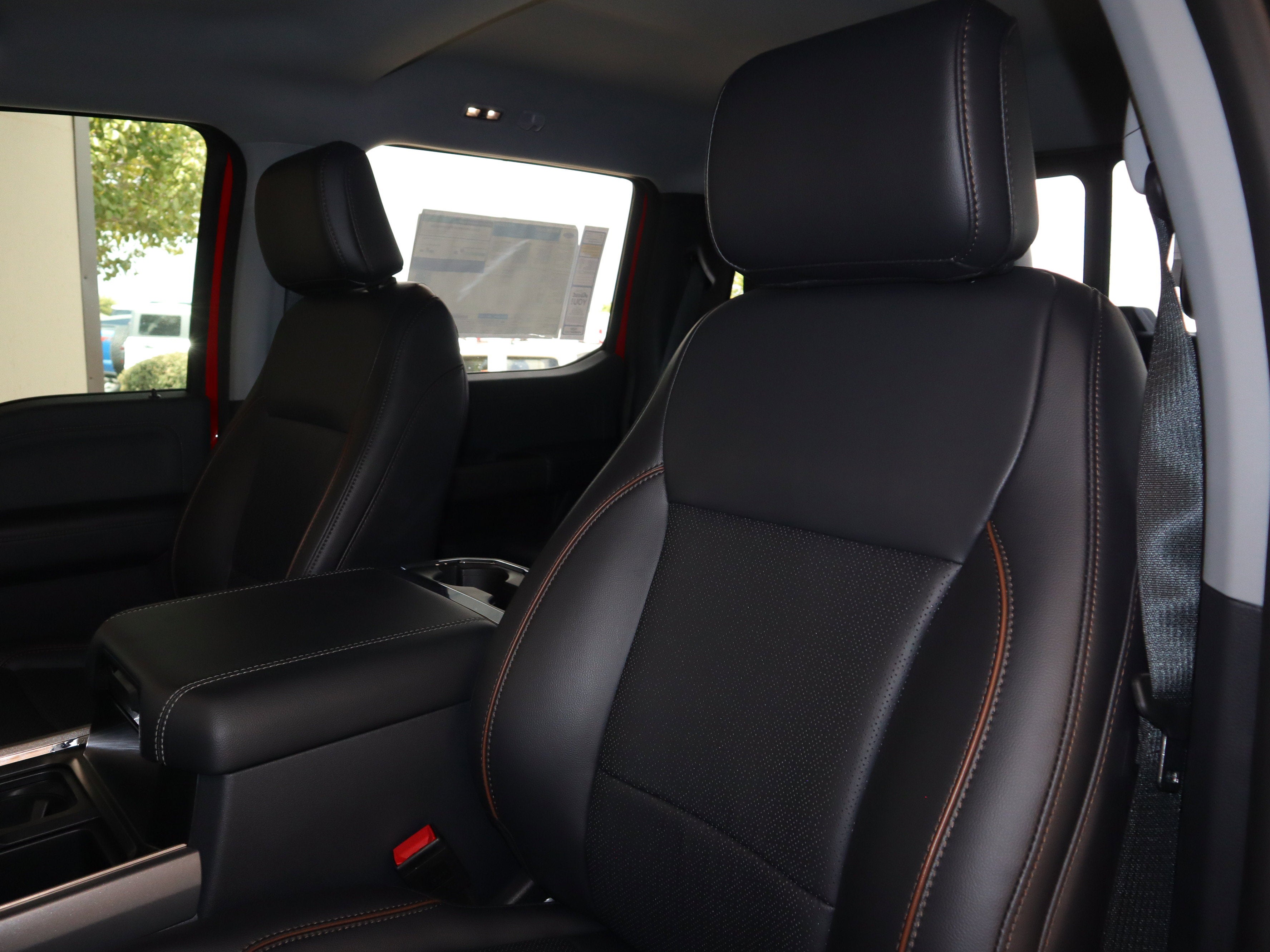 2025 Ford F-350SD Lariat