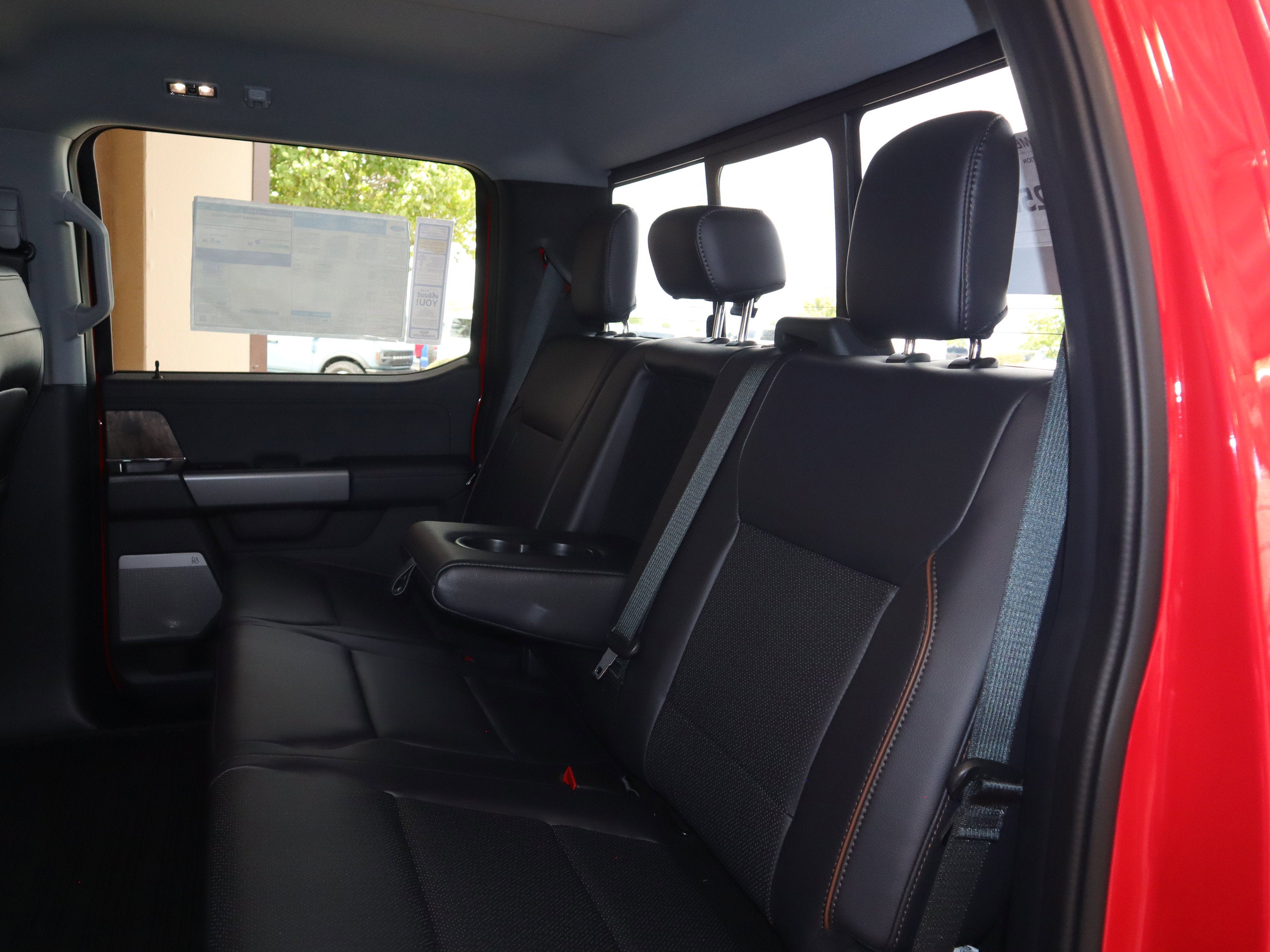 2025 Ford F-350SD Lariat