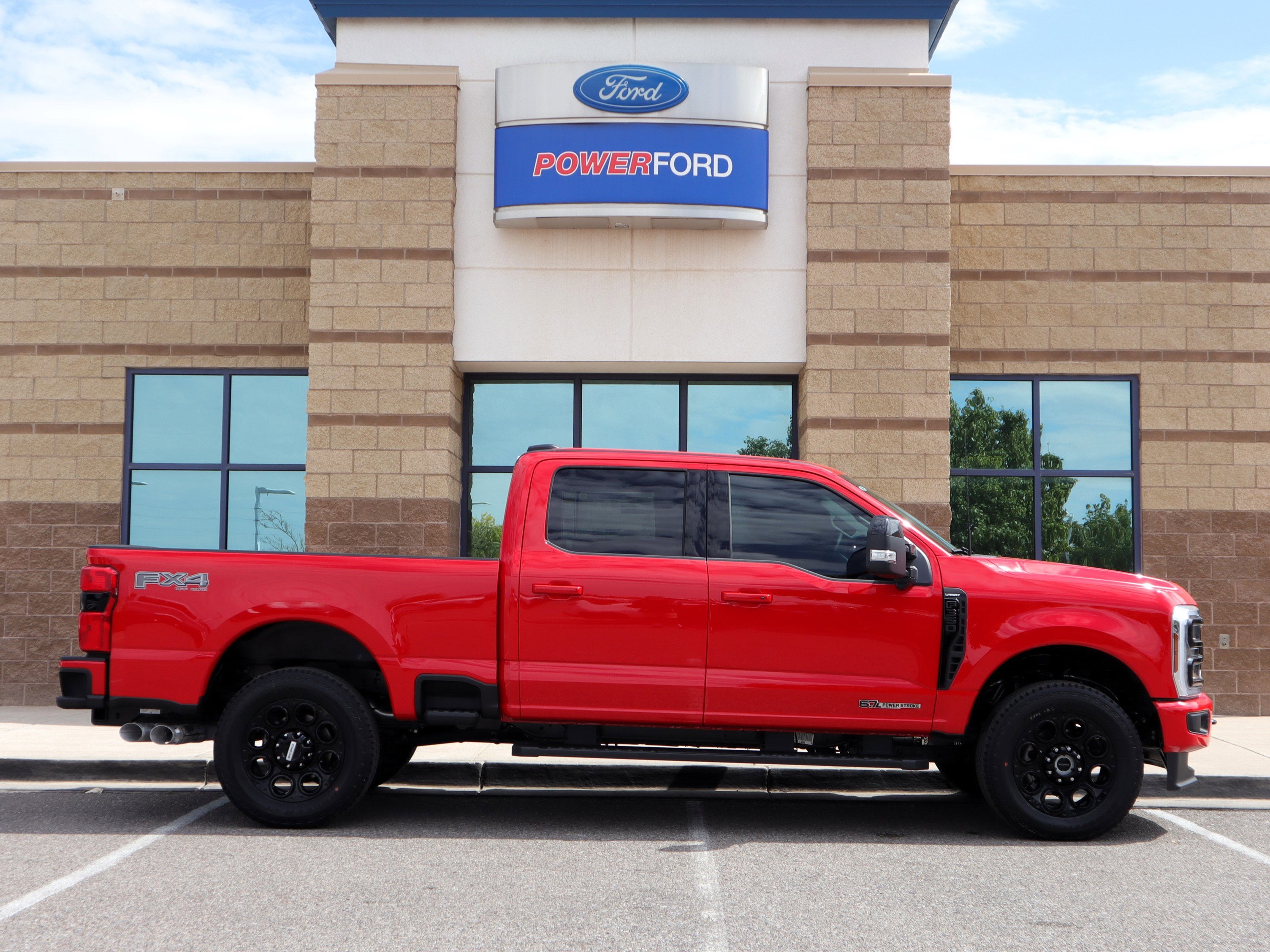 2025 Ford F-350SD Lariat