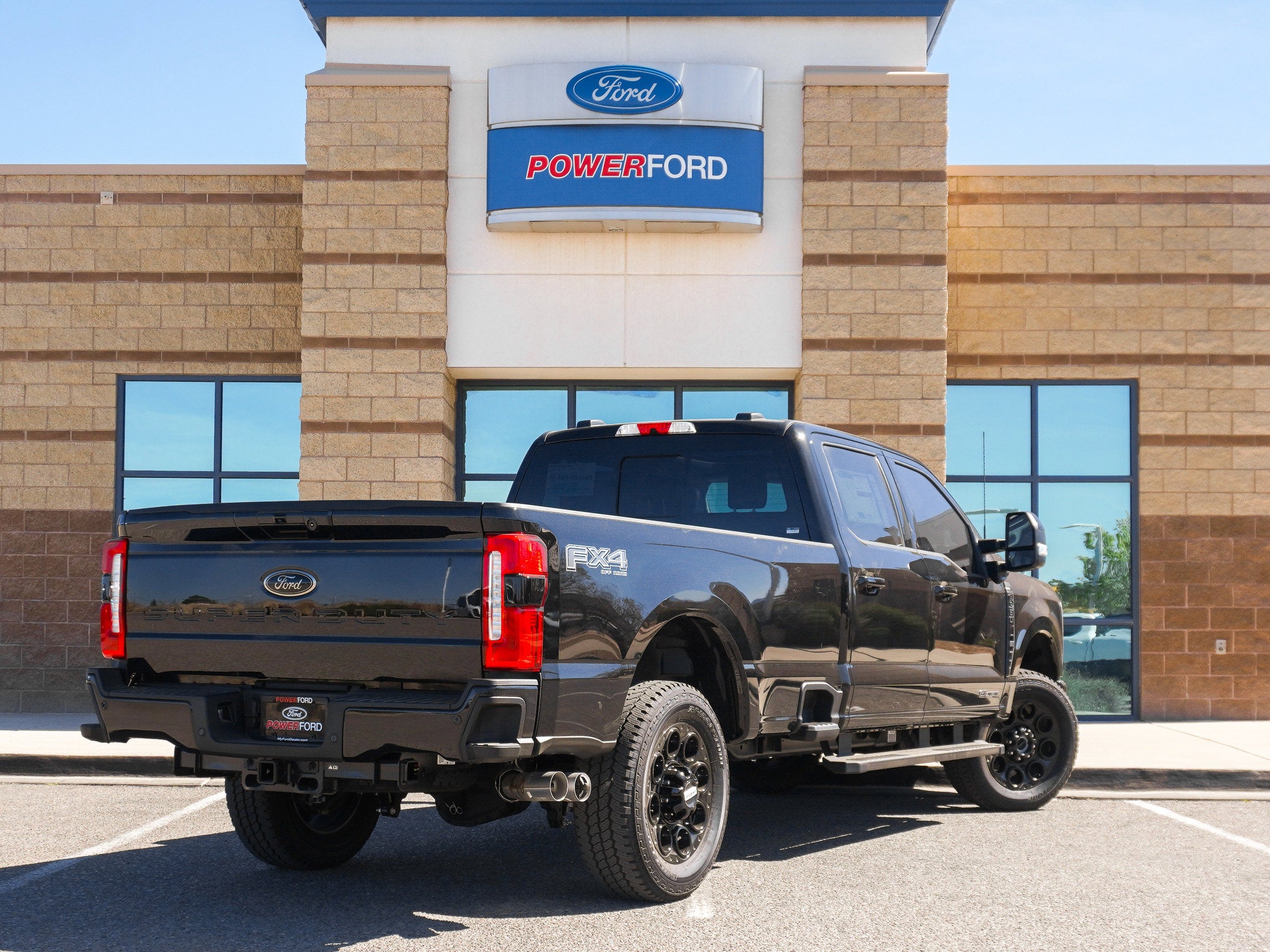 2026 Ford F-350SD Lariat