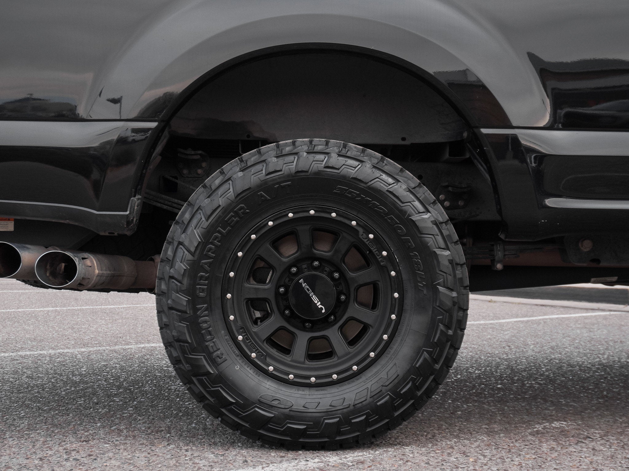 2022 Ford F-350SD Lariat