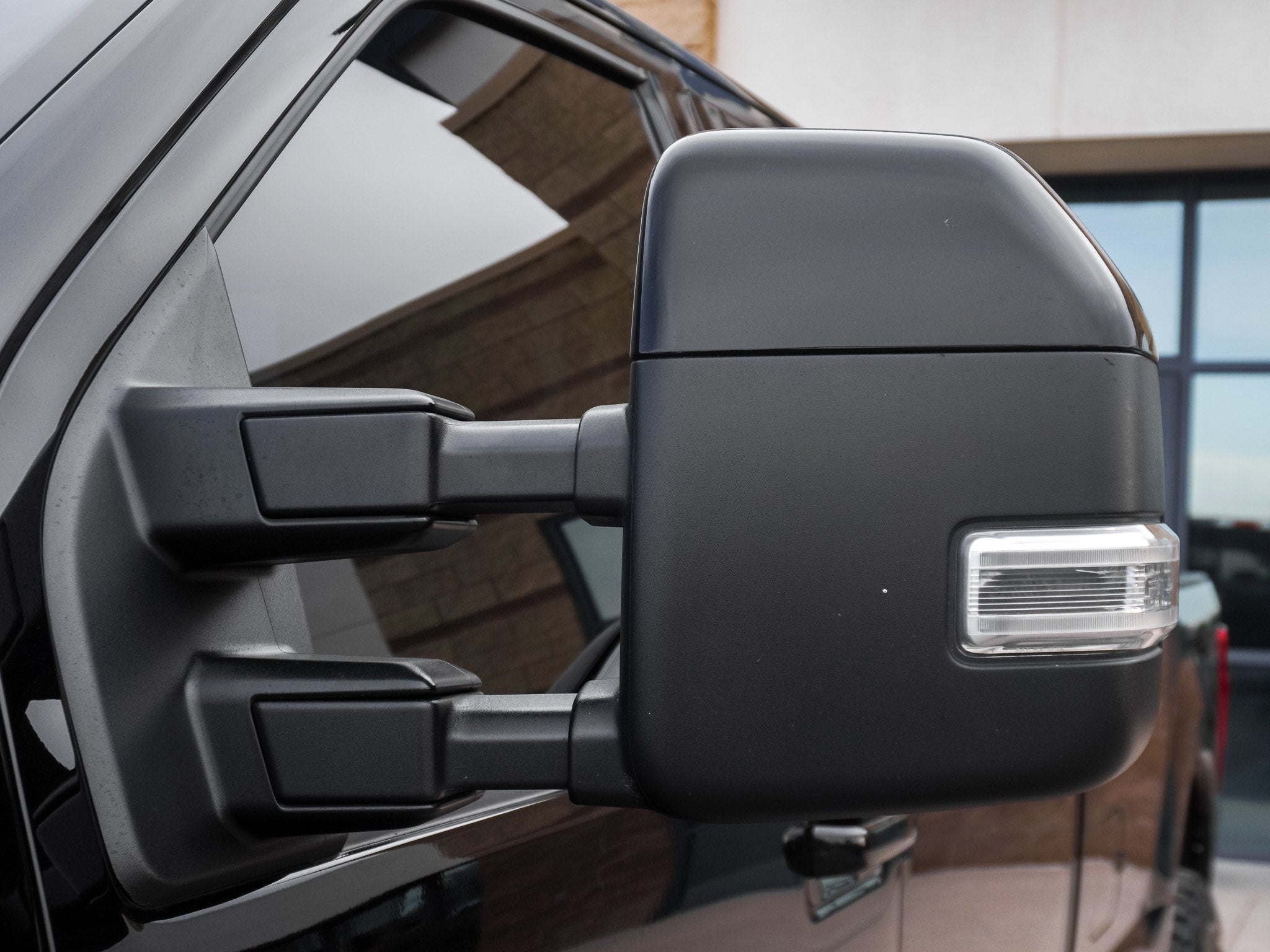 2022 Ford F-350SD Lariat