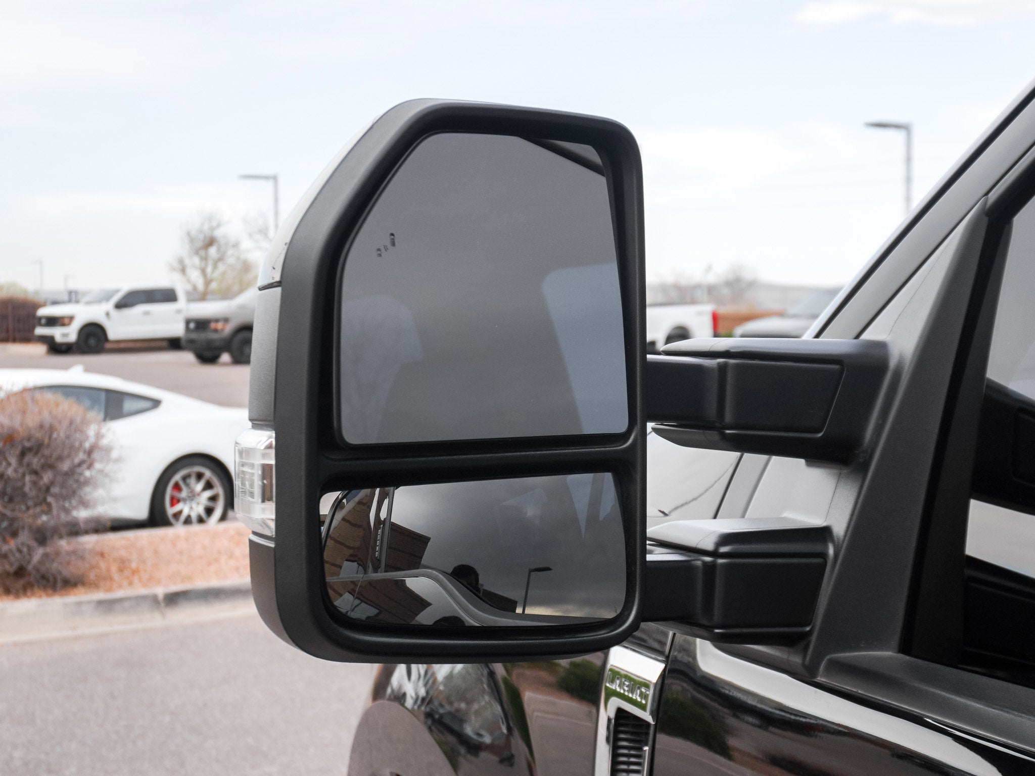 2022 Ford F-350SD Lariat