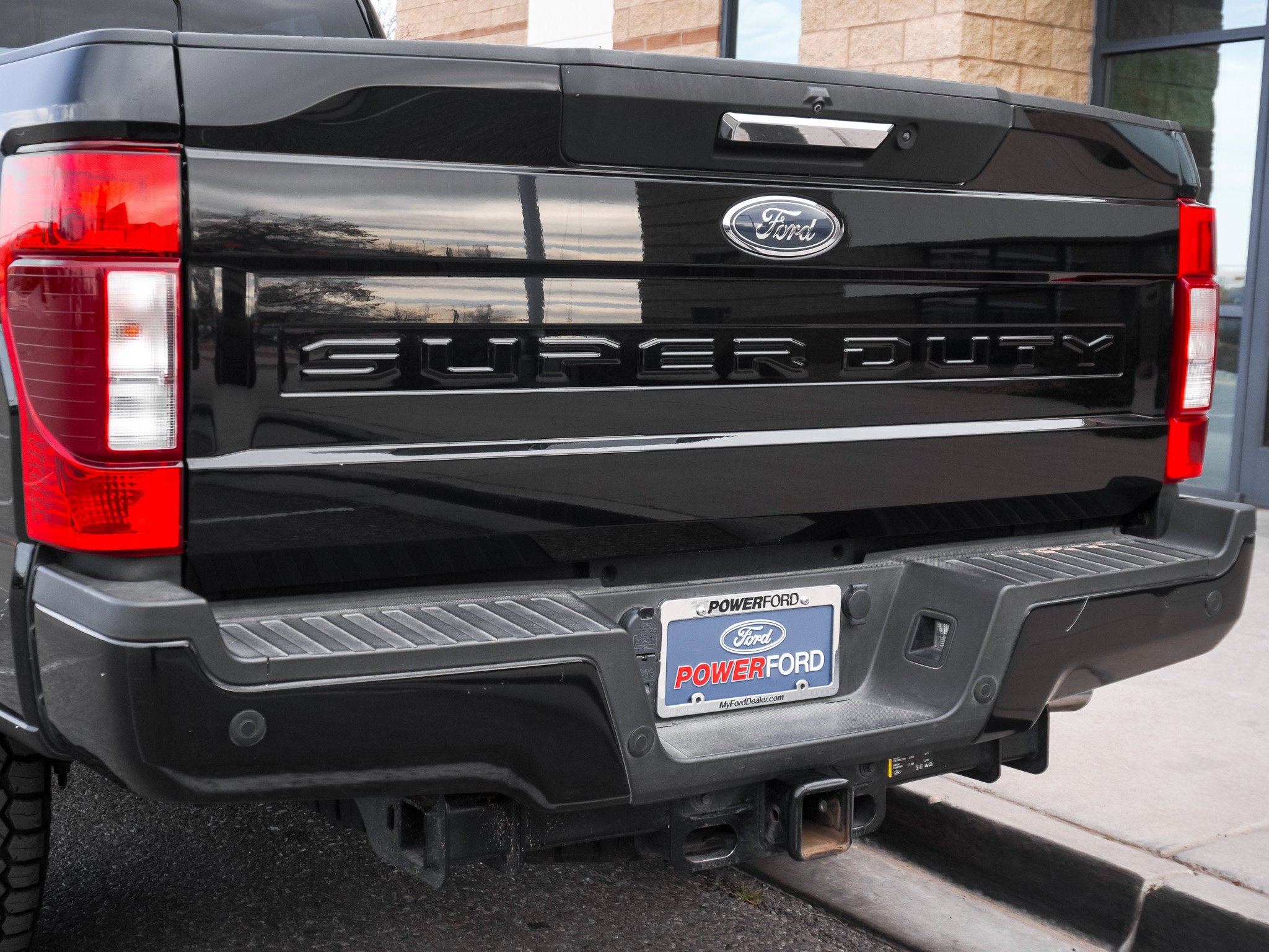 2022 Ford F-350SD Lariat