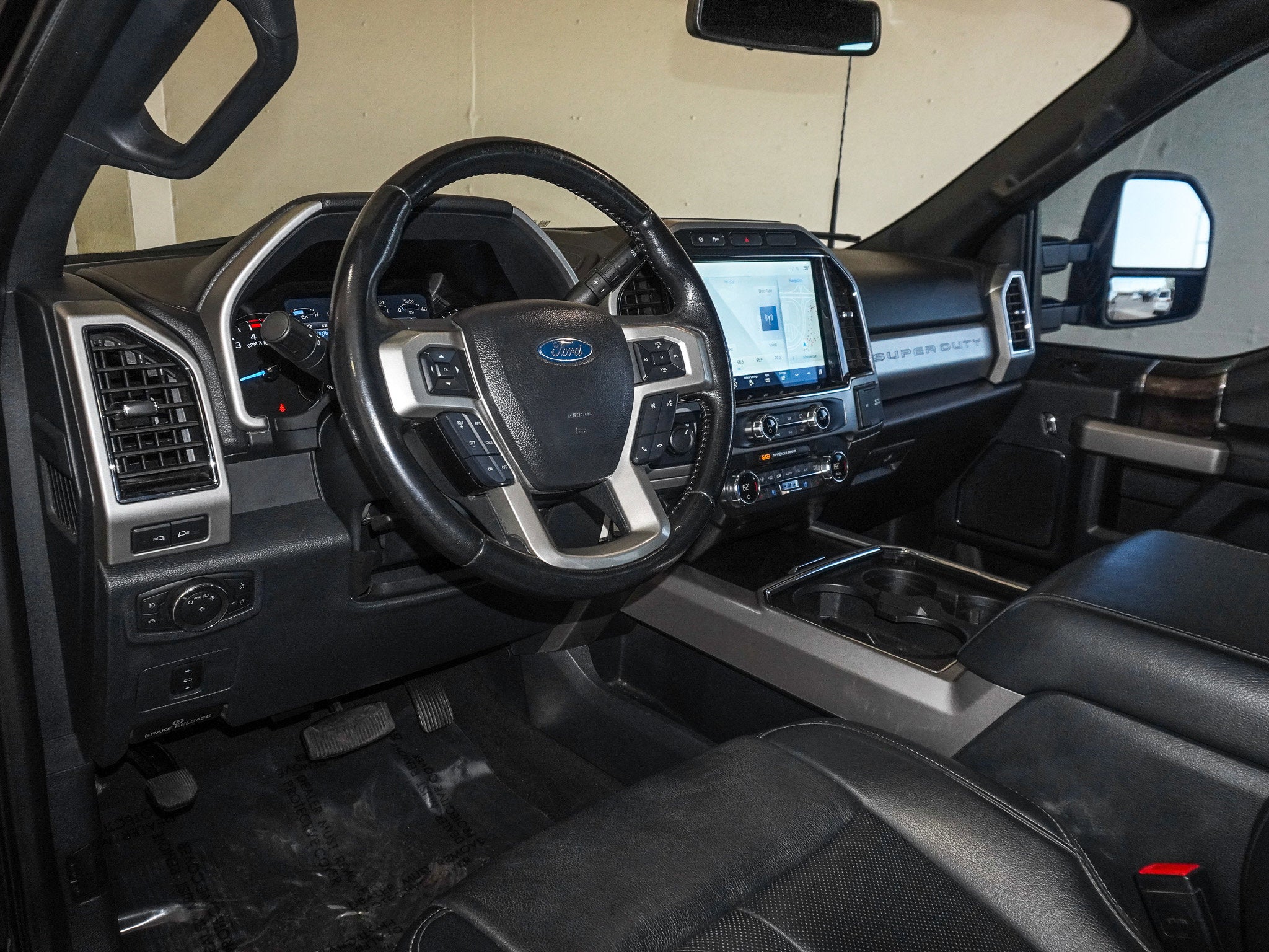 2022 Ford F-350SD Lariat