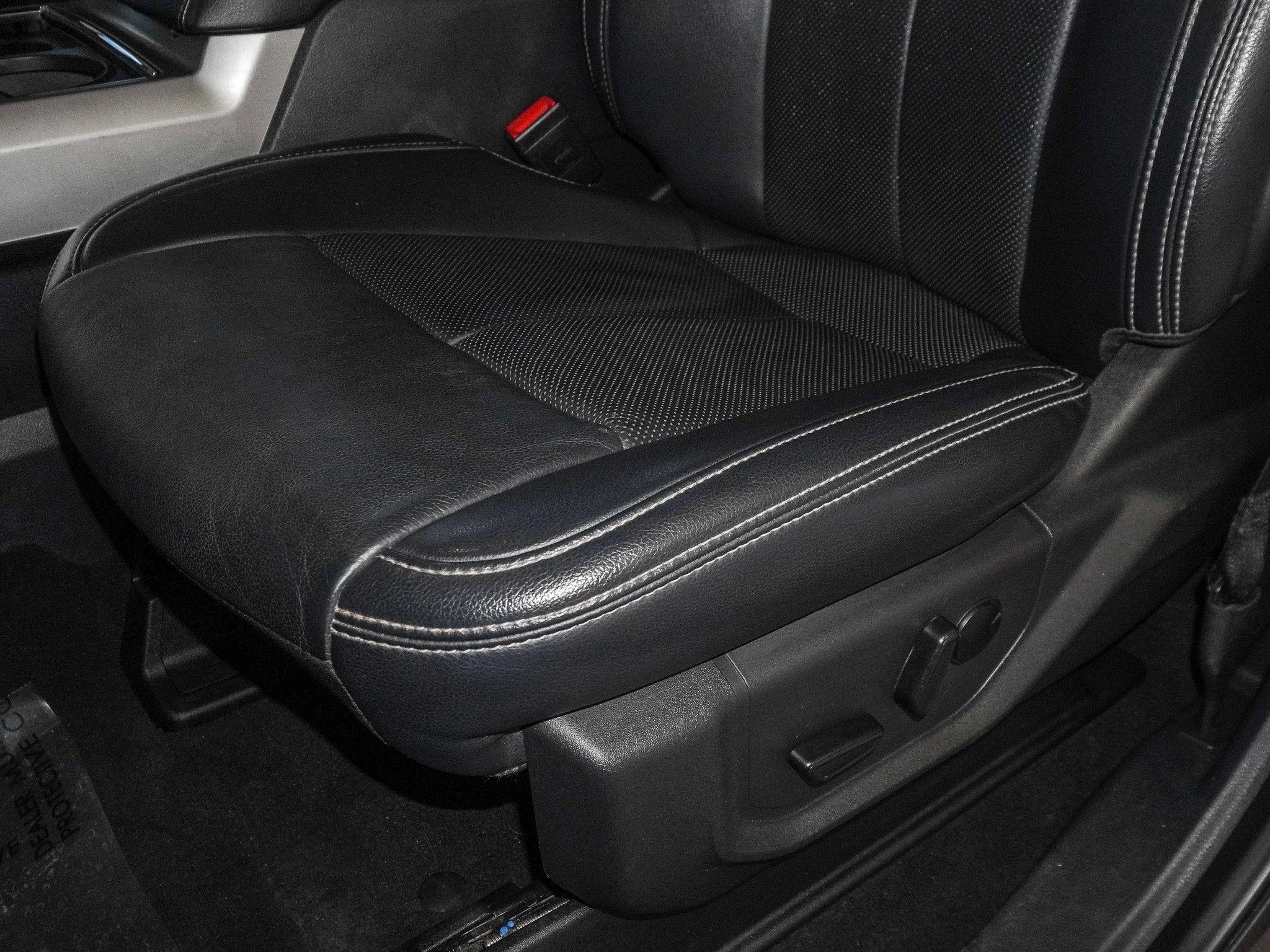 2022 Ford F-350SD Lariat