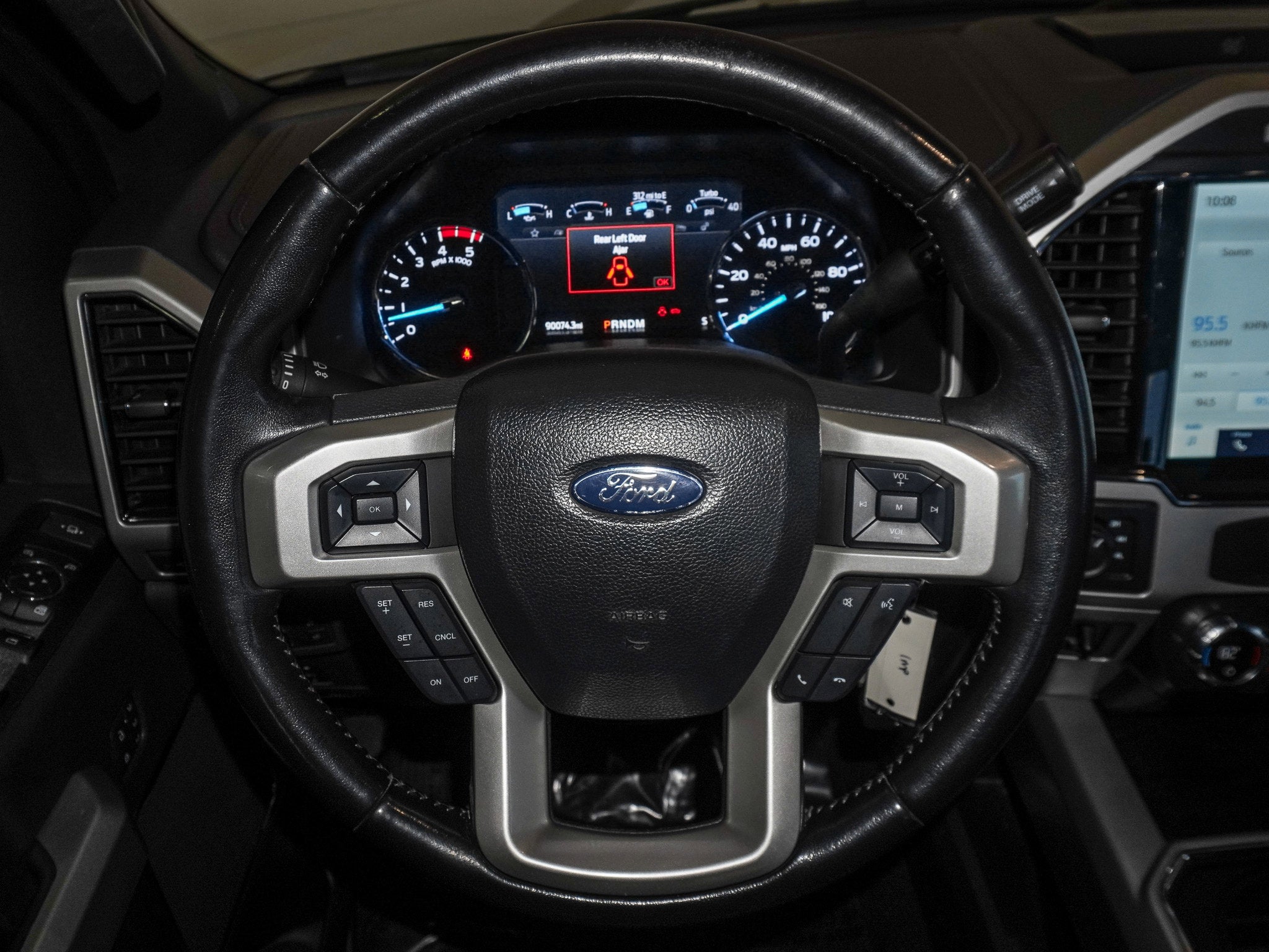 2022 Ford F-350SD Lariat