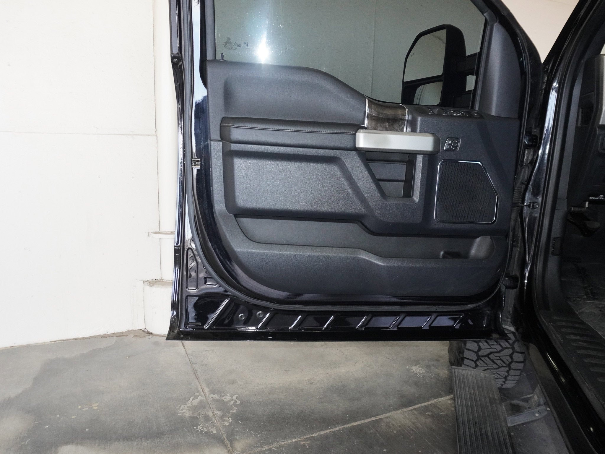 2022 Ford F-350SD Lariat