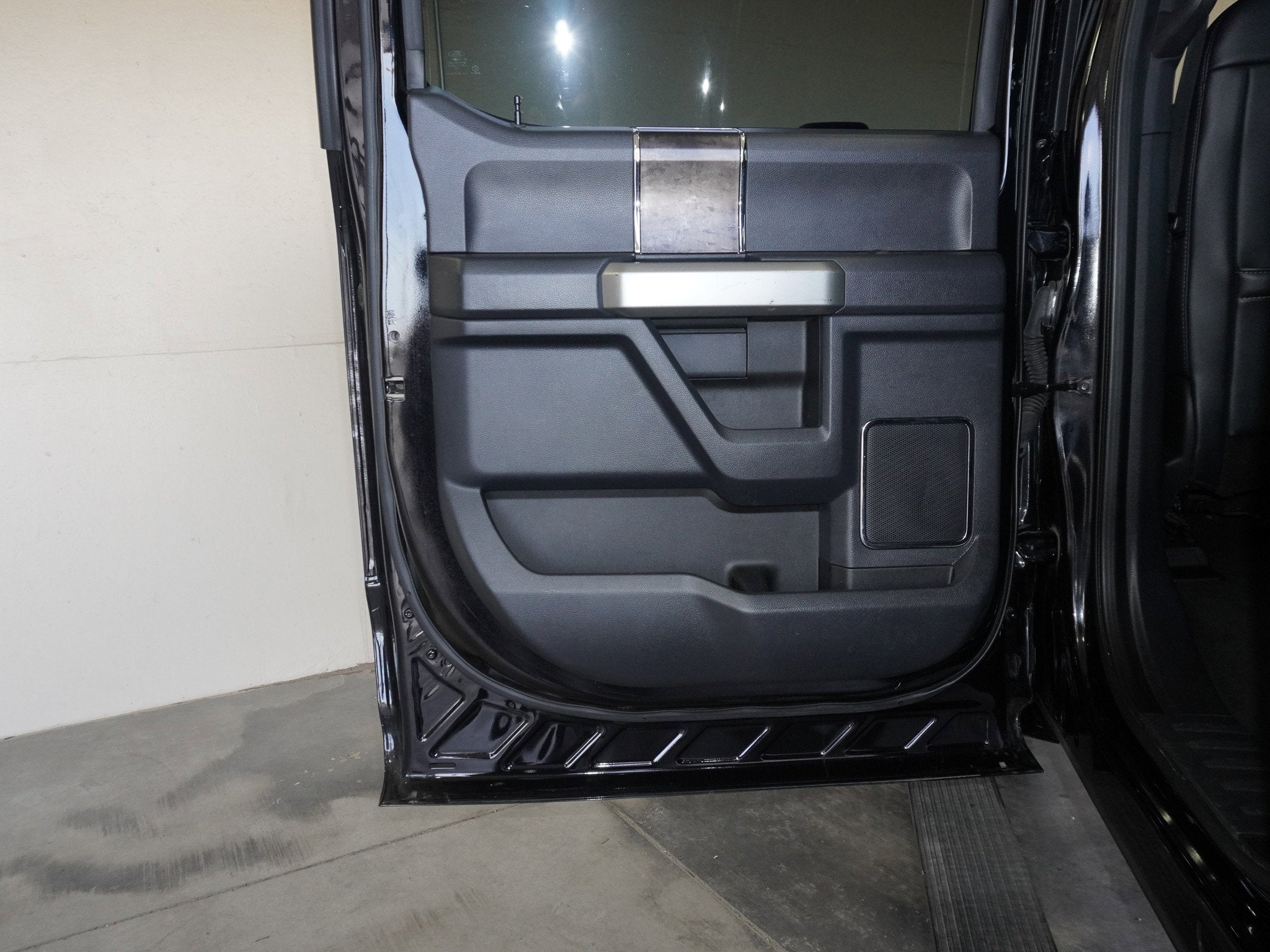 2022 Ford F-350SD Lariat