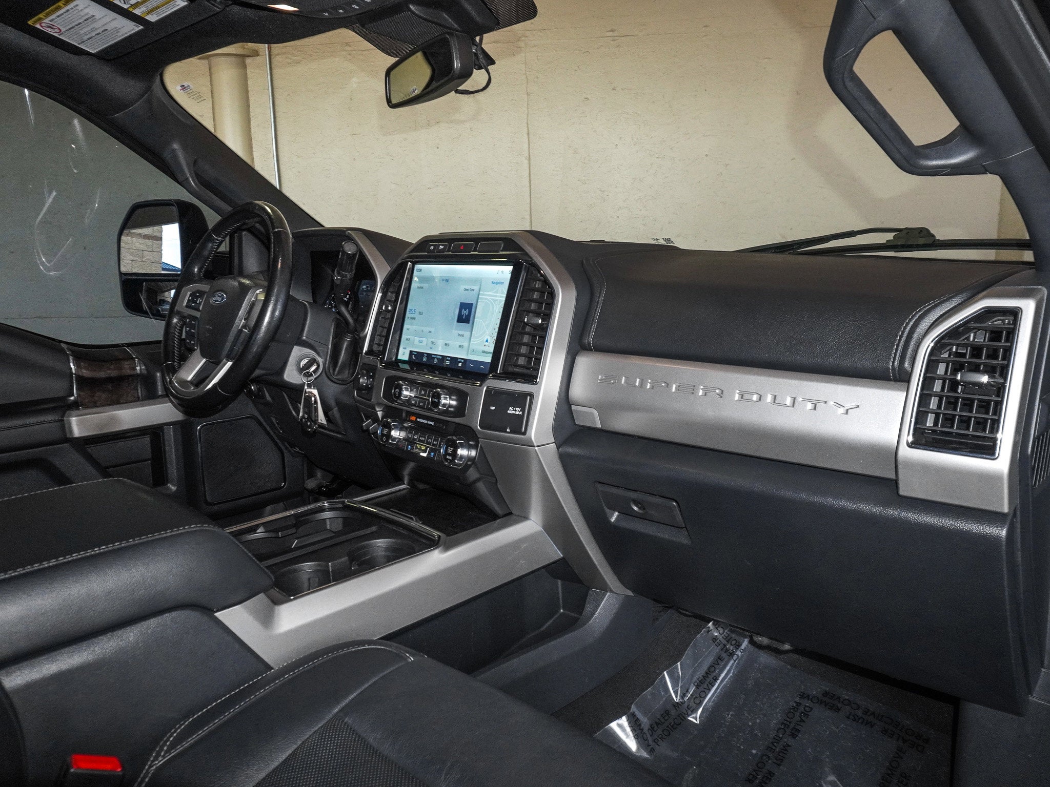 2022 Ford F-350SD Lariat