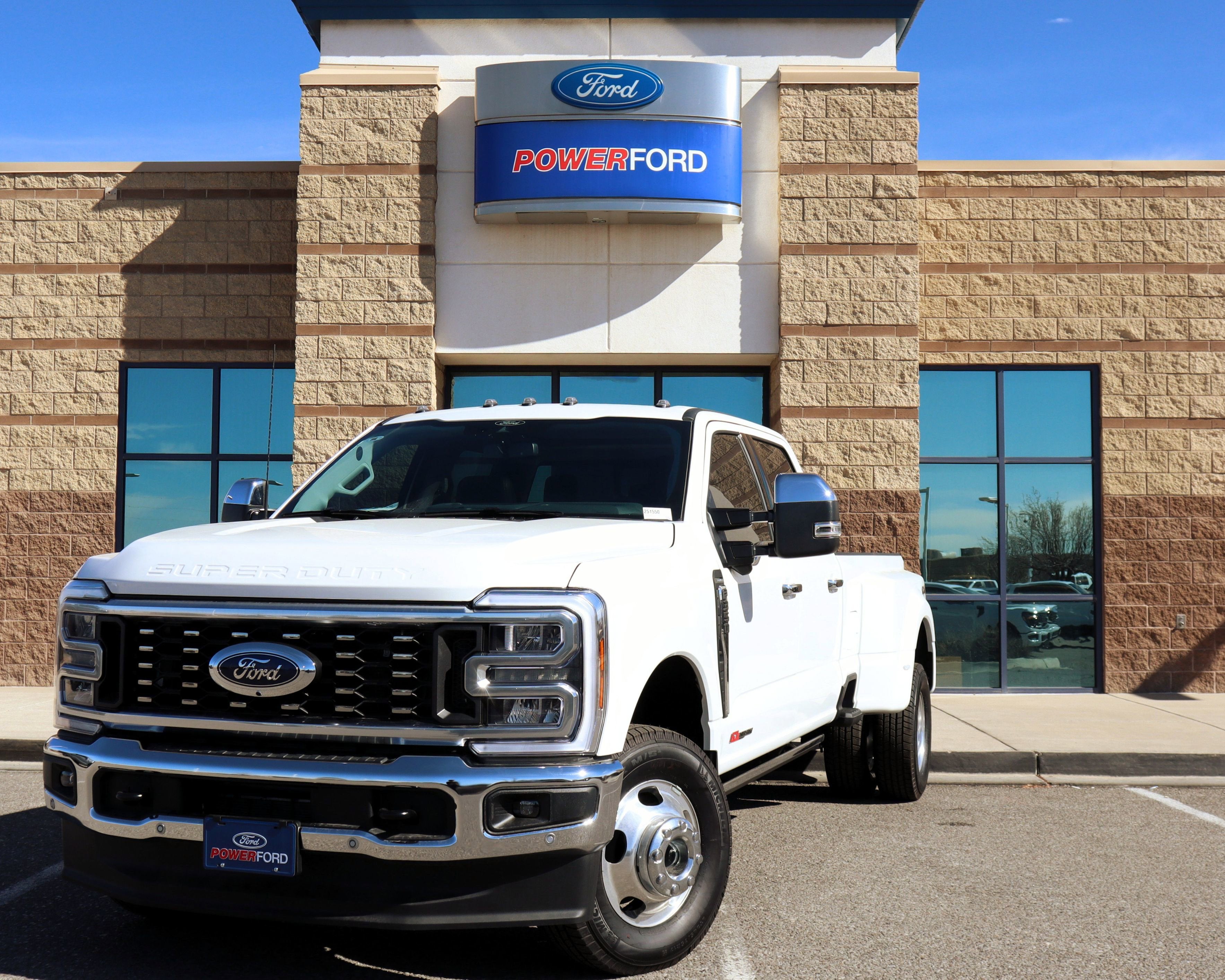 2025 Ford F-350SD Lariat DRW