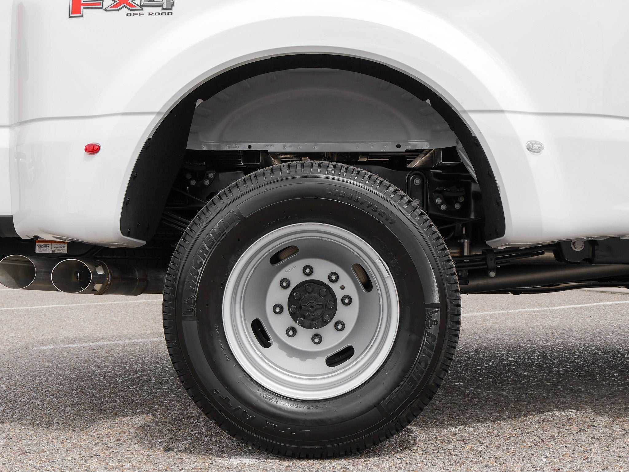 2027 Ford F-350SD XLT DRW