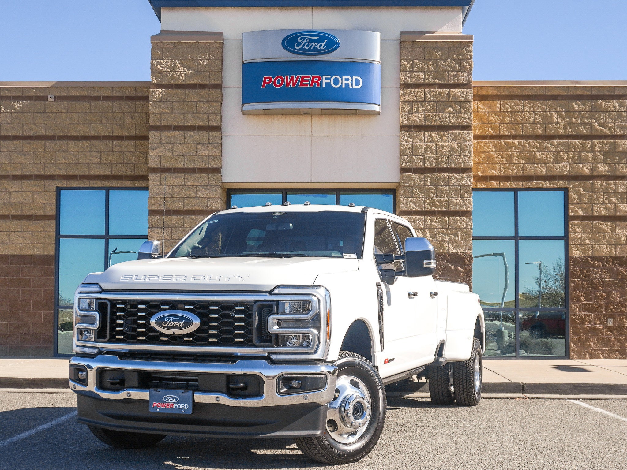 2026 Ford F-350SD Lariat DRW