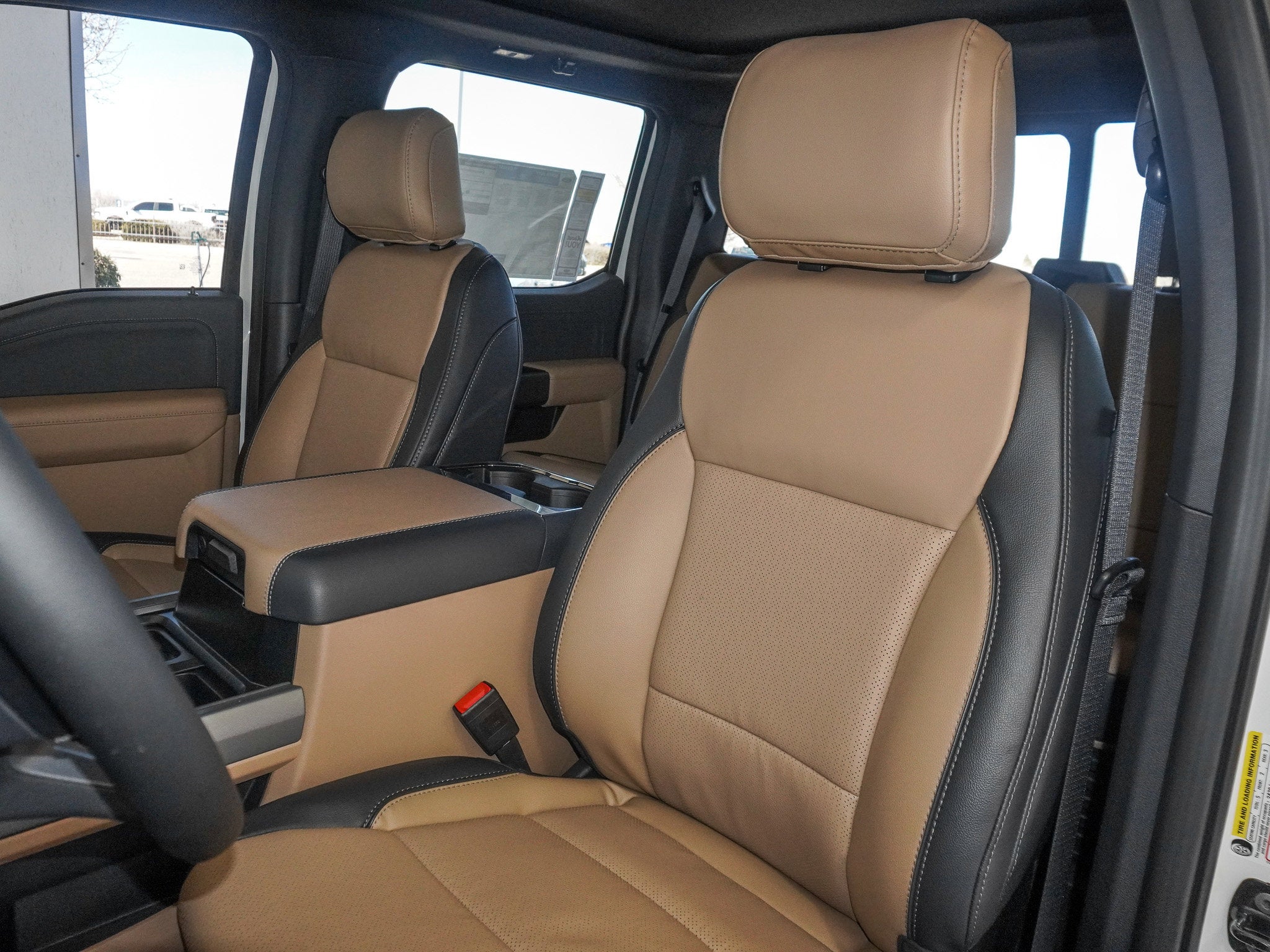 2026 Ford F-350SD Lariat DRW