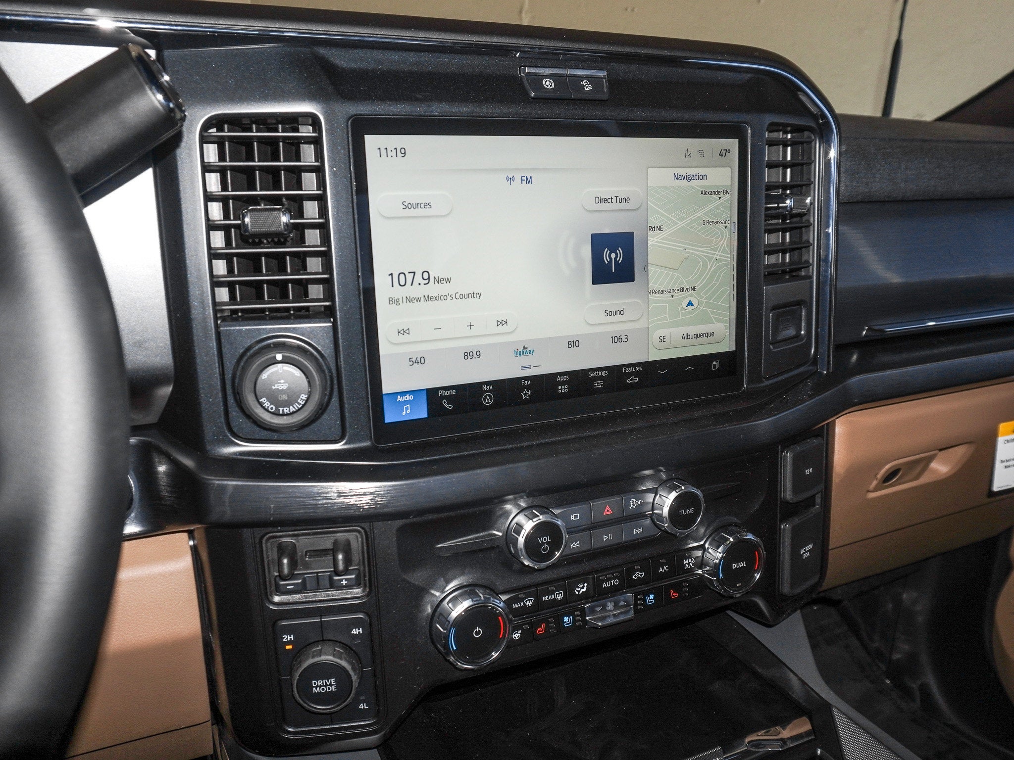 2026 Ford F-350SD Lariat DRW