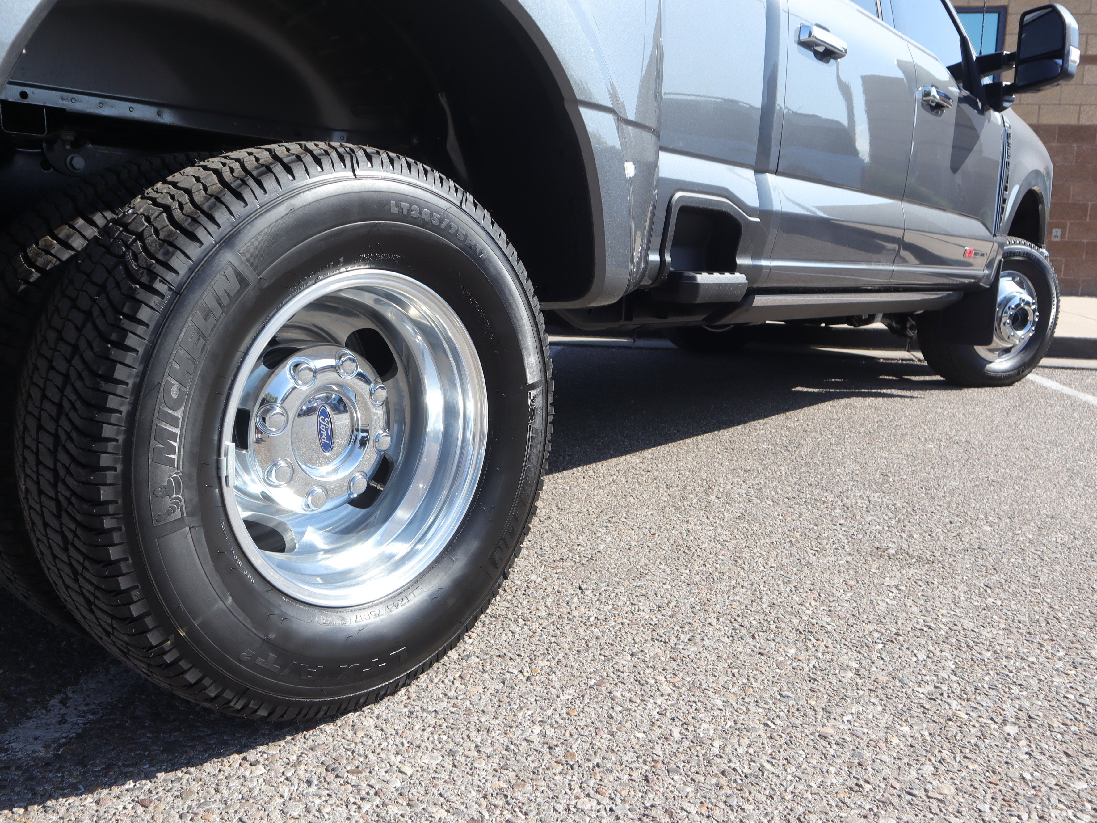 2026 Ford F-350SD Lariat DRW