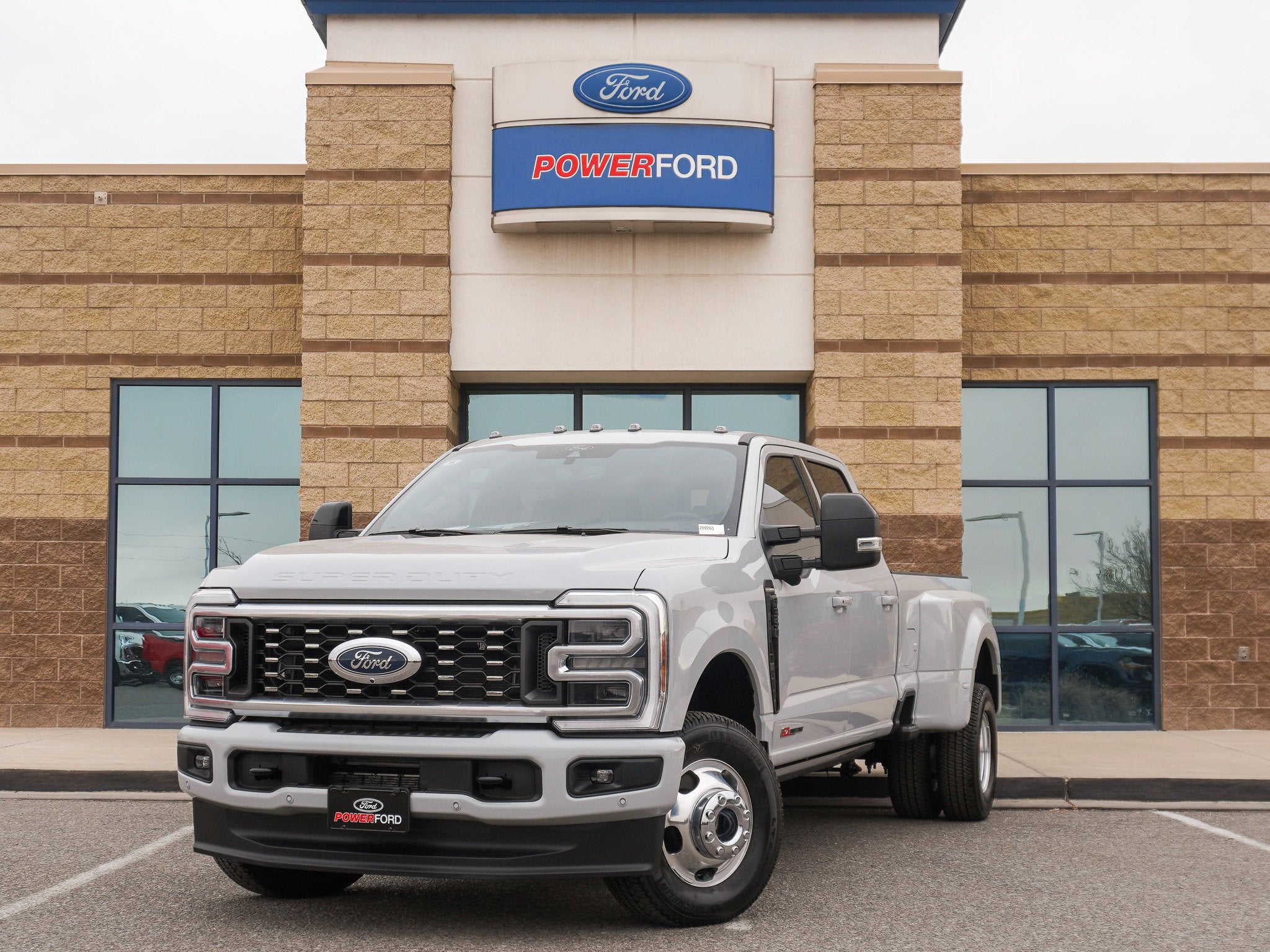 2026 Ford F-350SD Platinum DRW