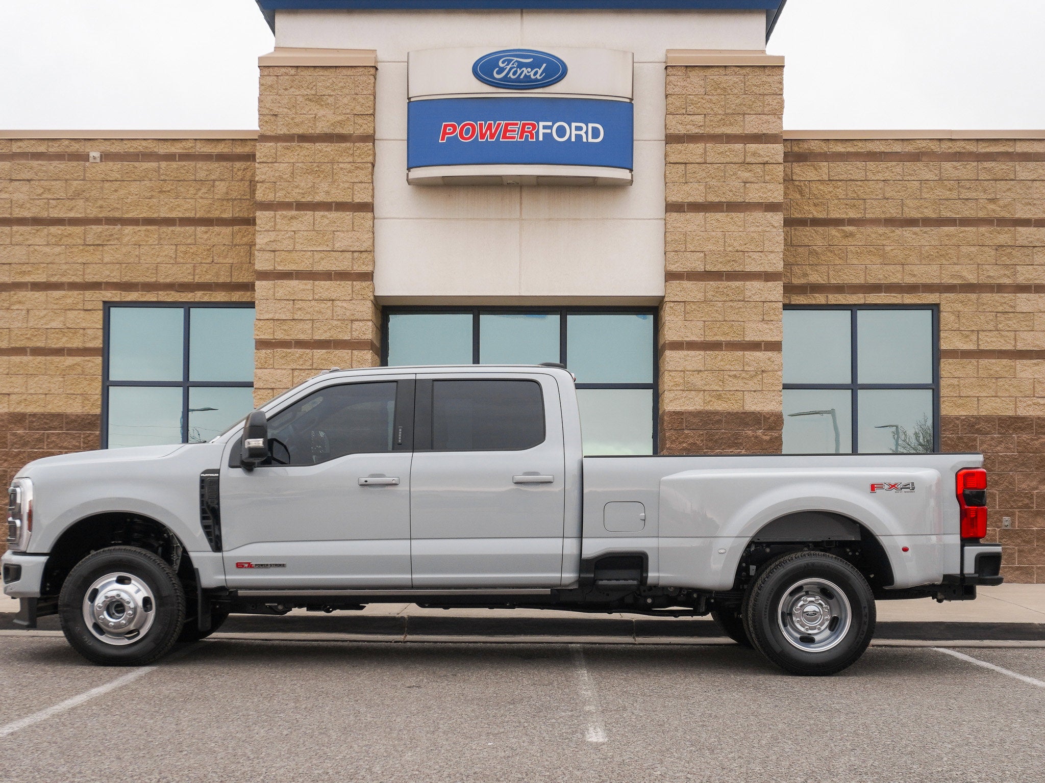 2026 Ford F-350SD Platinum DRW