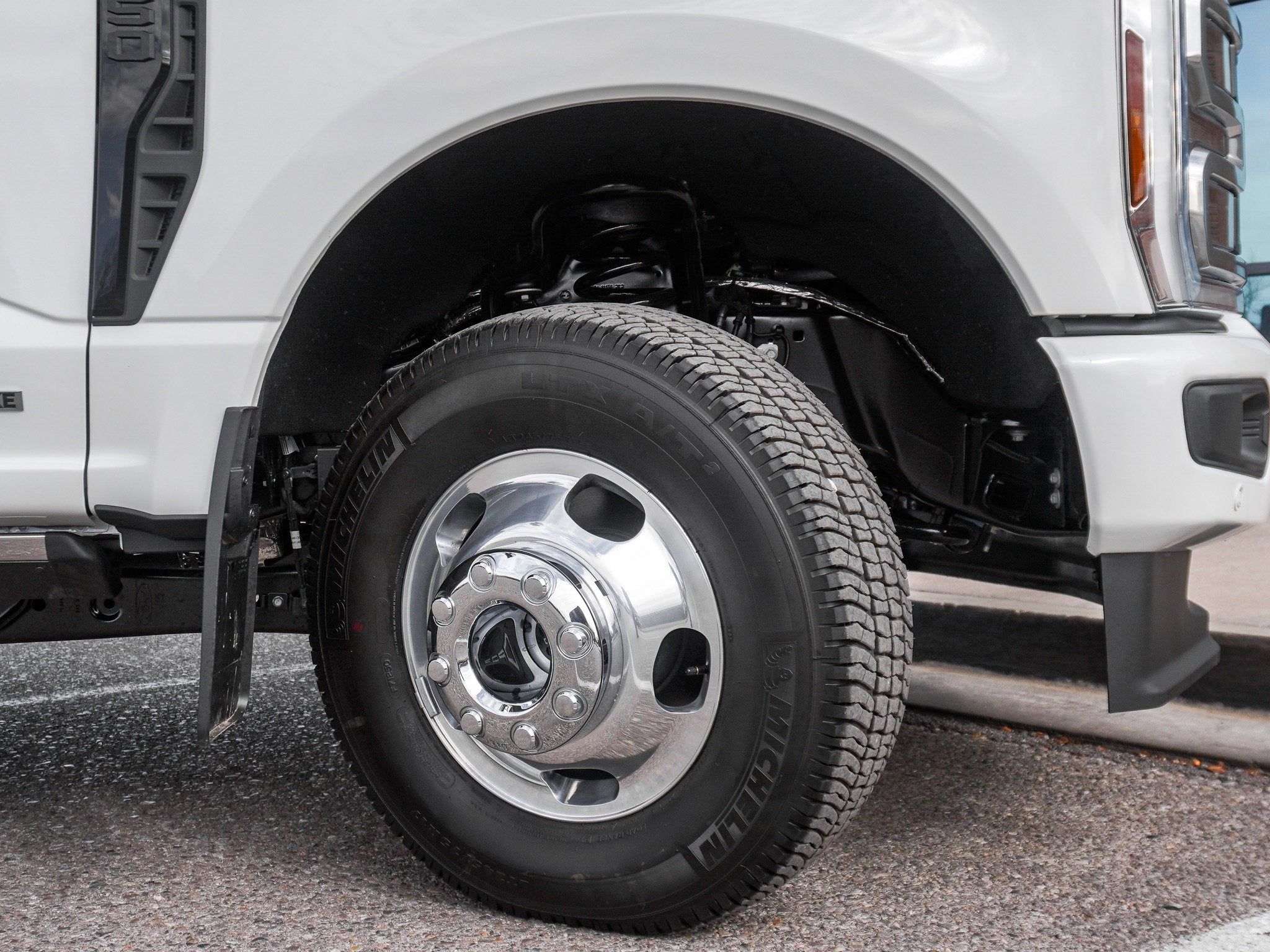 2026 Ford F-350SD Platinum DRW