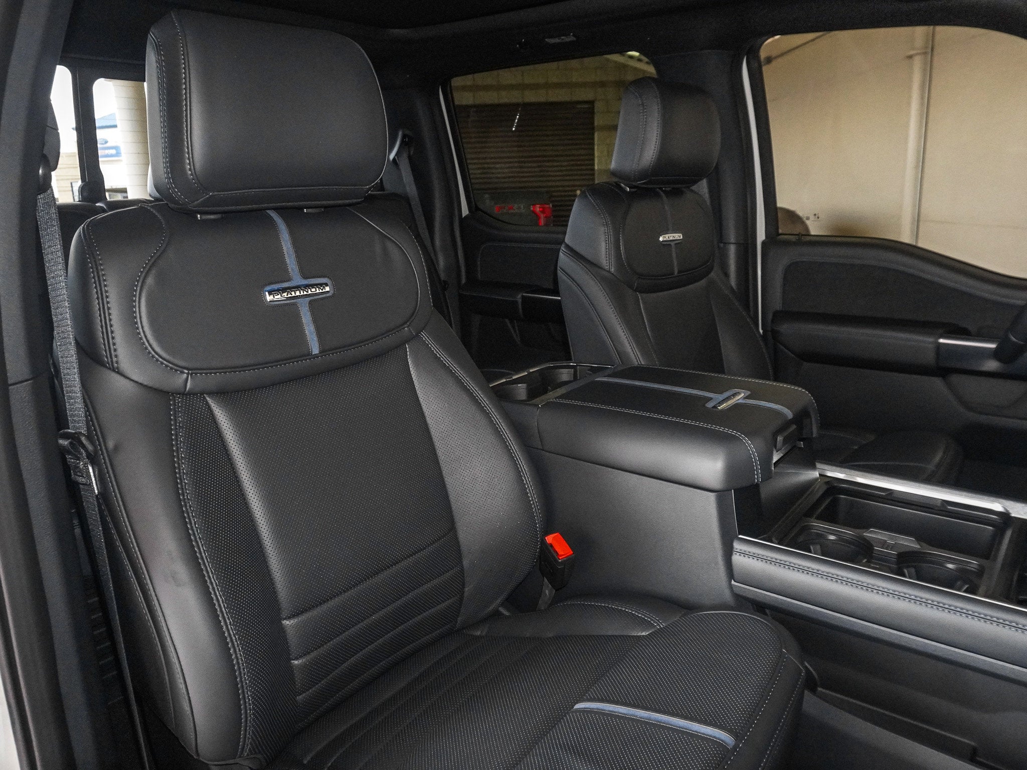 2026 Ford F-350SD Platinum DRW