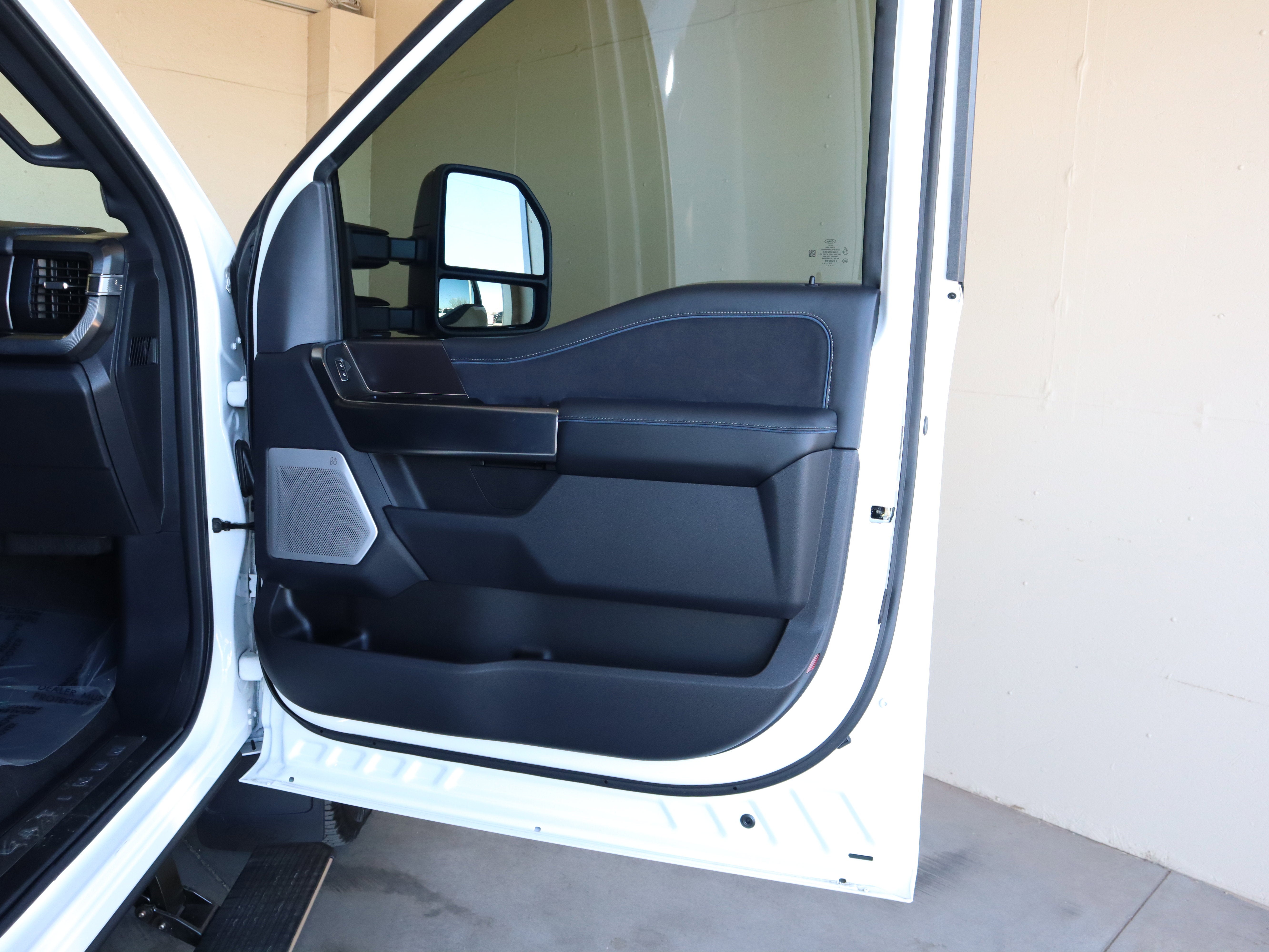 2026 Ford F-350SD Platinum DRW