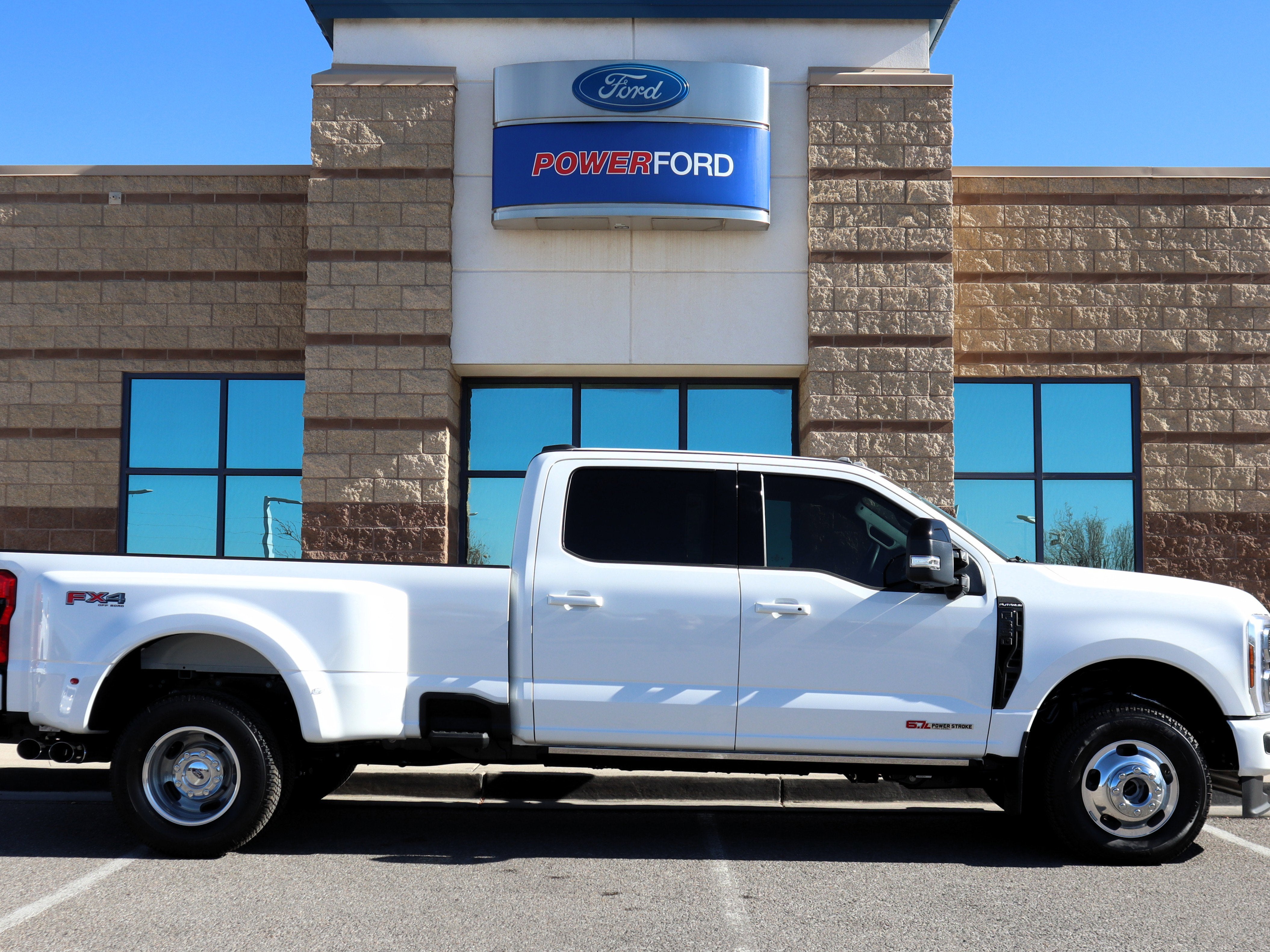 2026 Ford F-350SD Platinum DRW