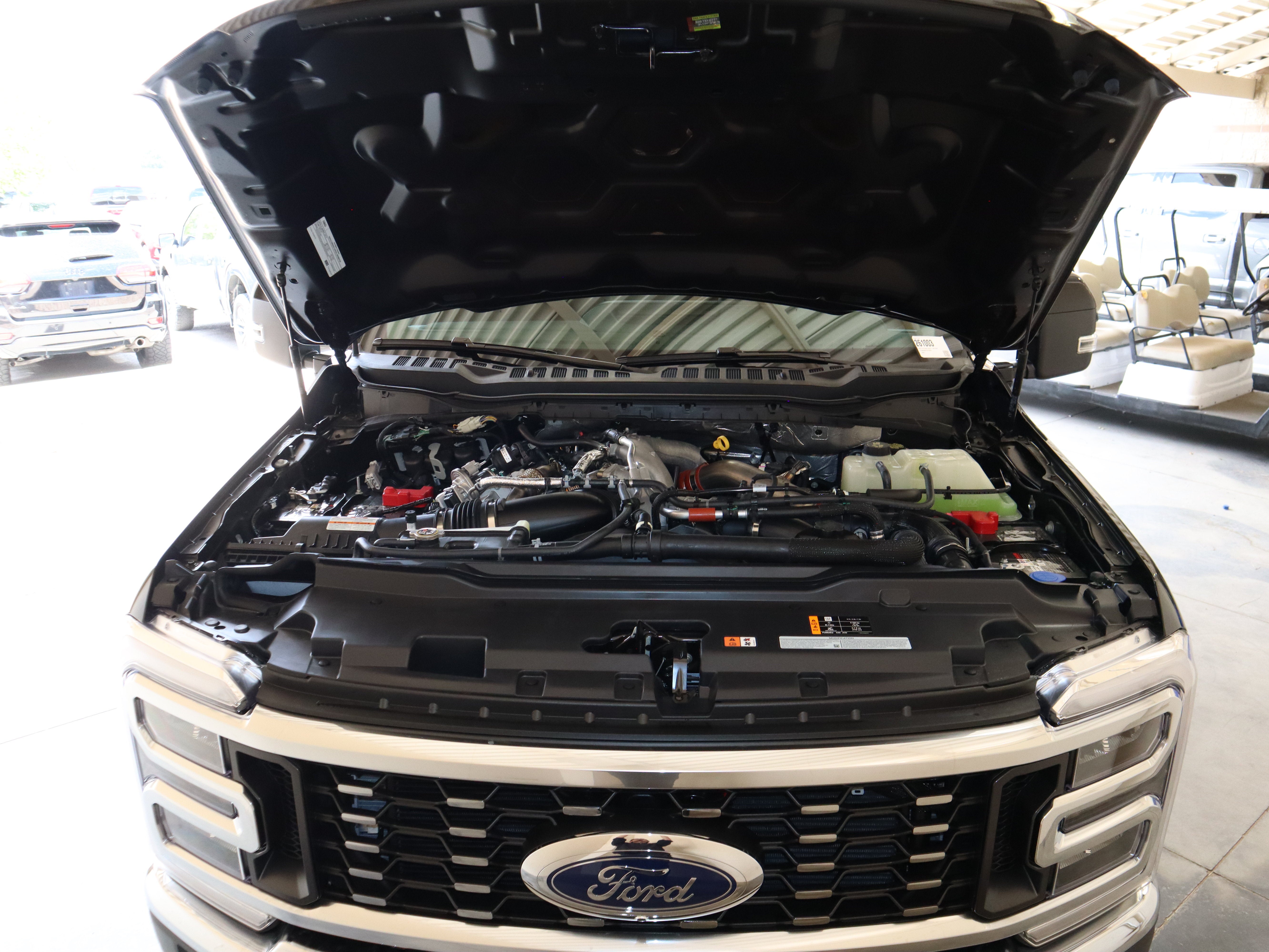2026 Ford F-350SD Lariat DRW