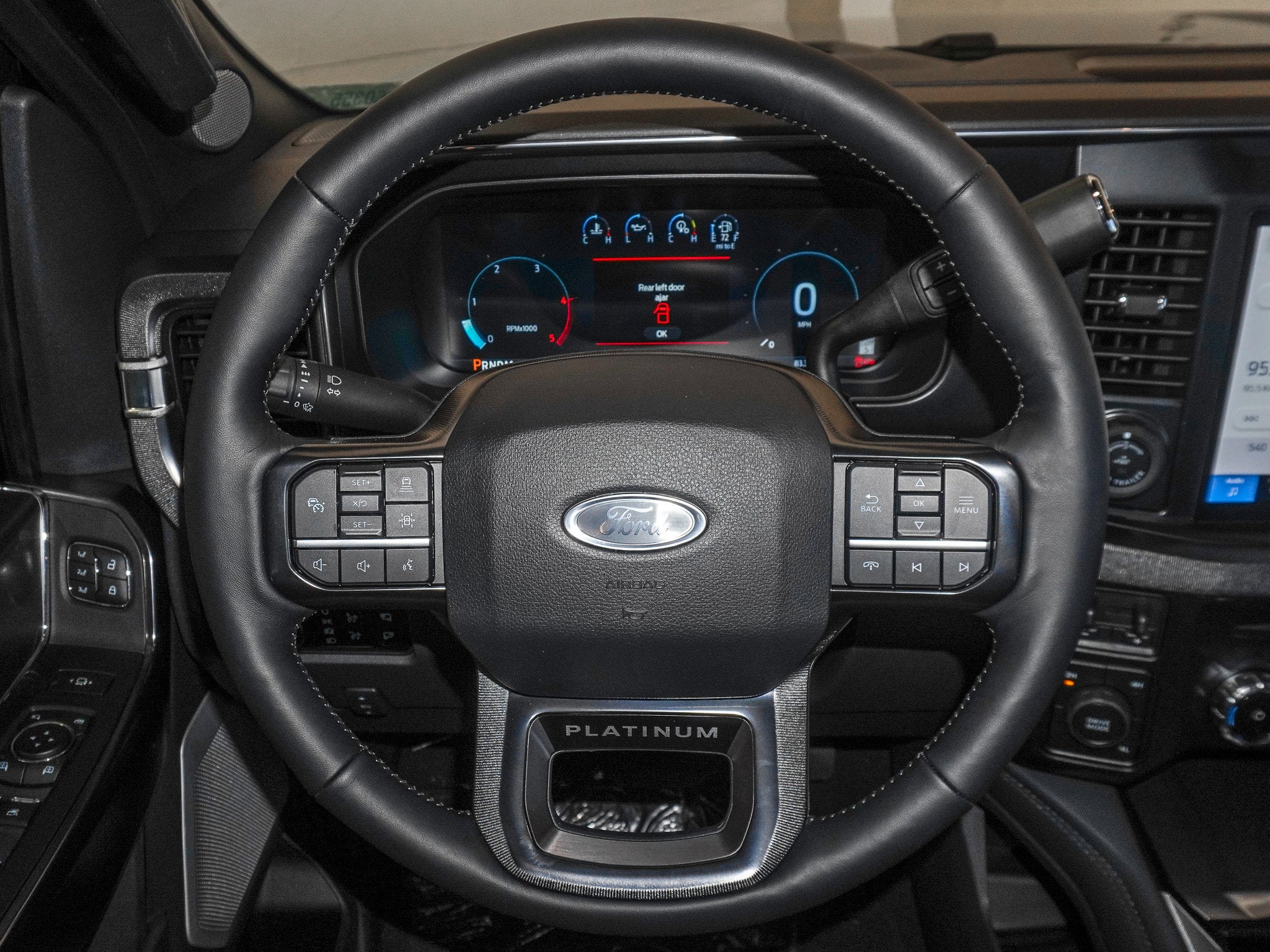 2026 Ford F-350SD Platinum DRW