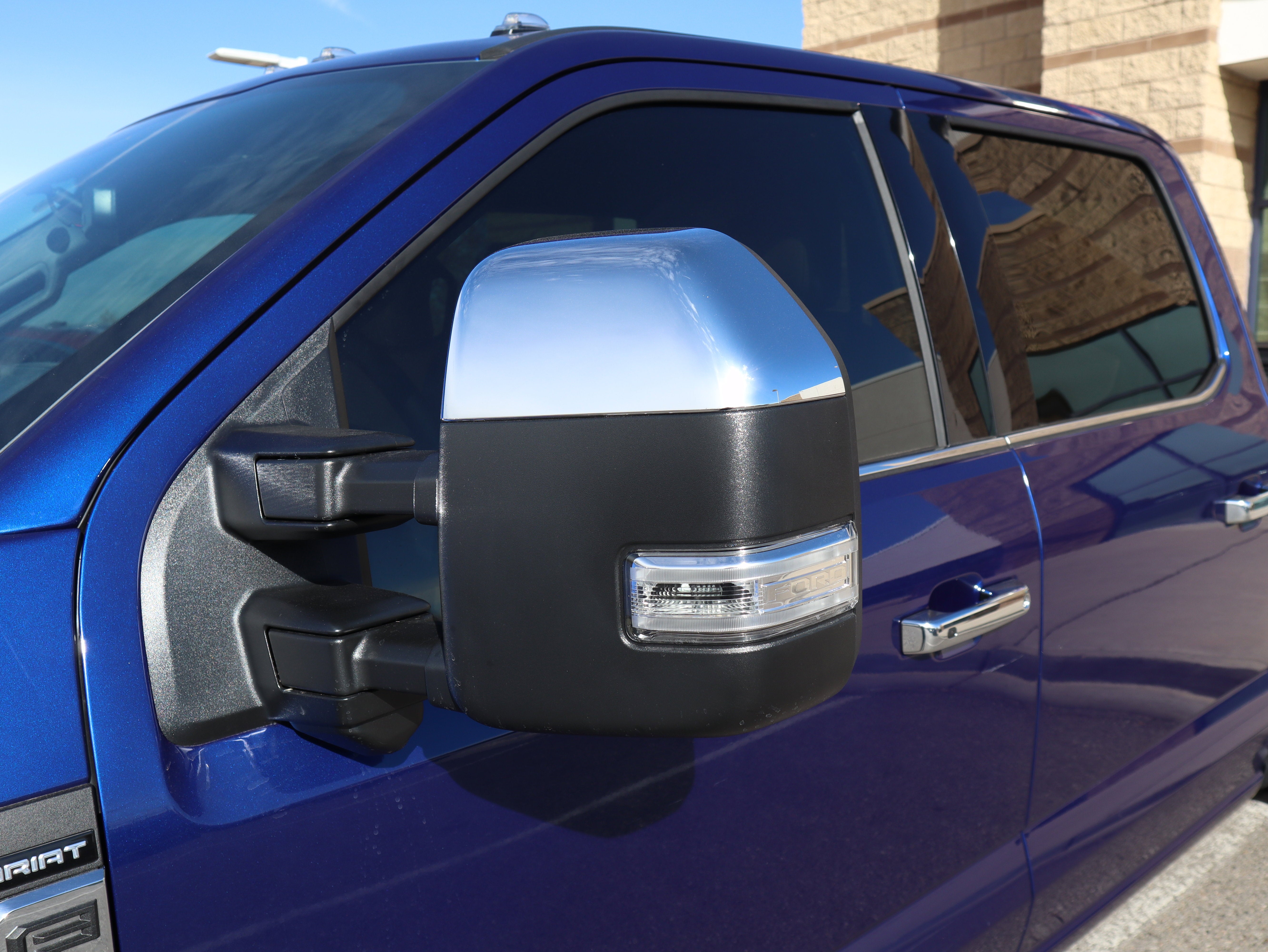 2026 Ford F-350SD Lariat DRW