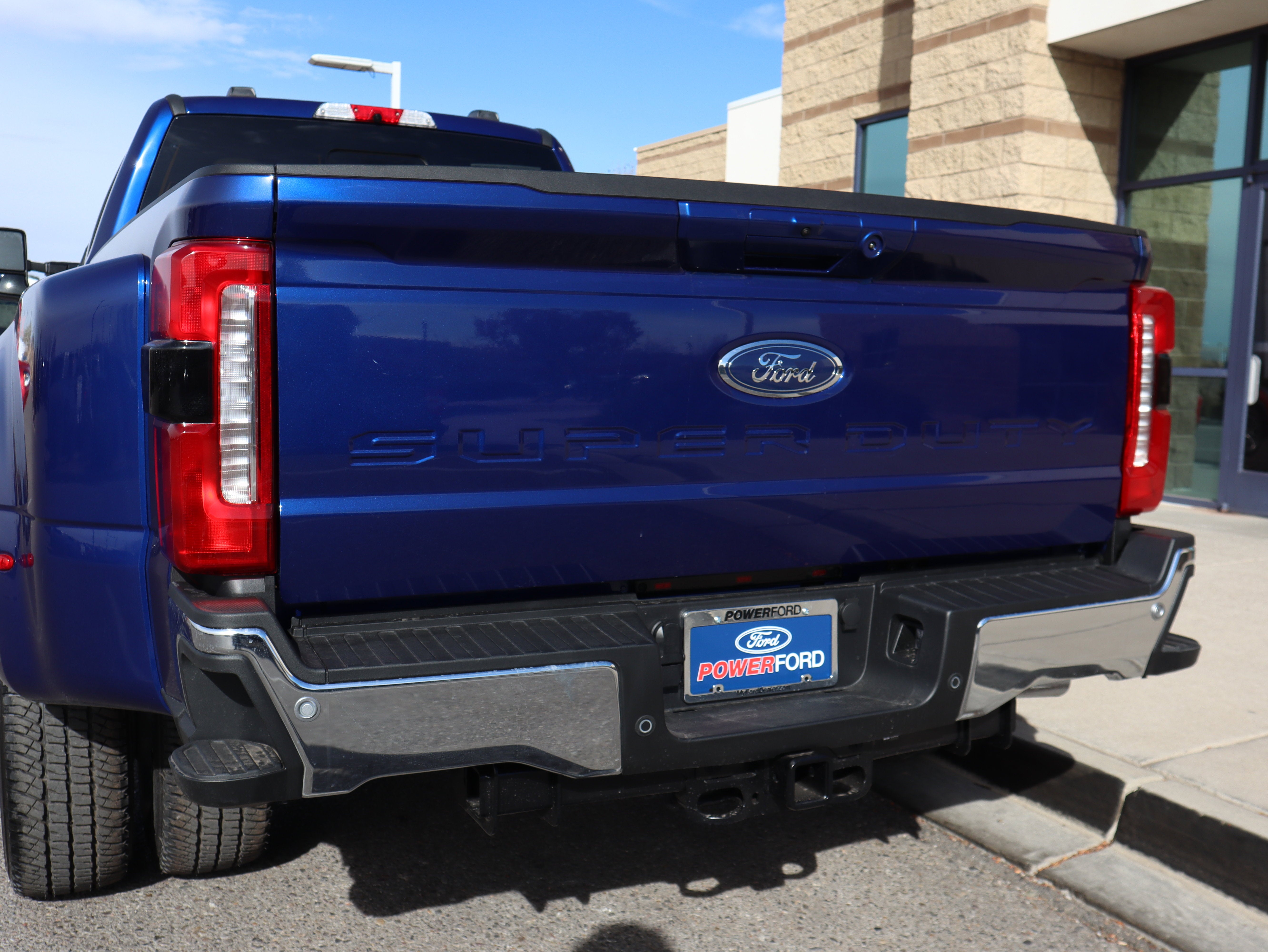 2026 Ford F-350SD Lariat DRW