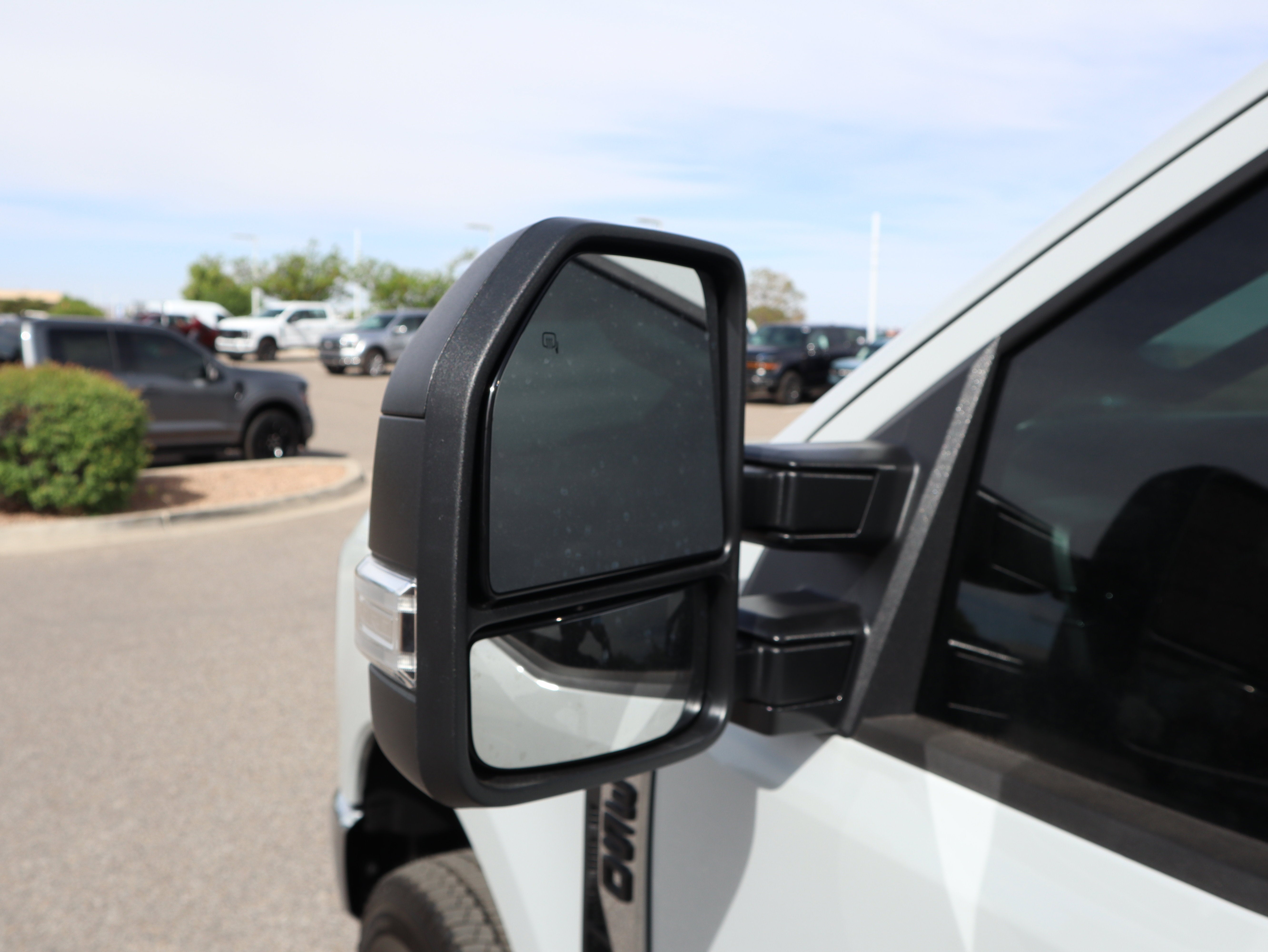 2026 Ford F-350SD XLT DRW