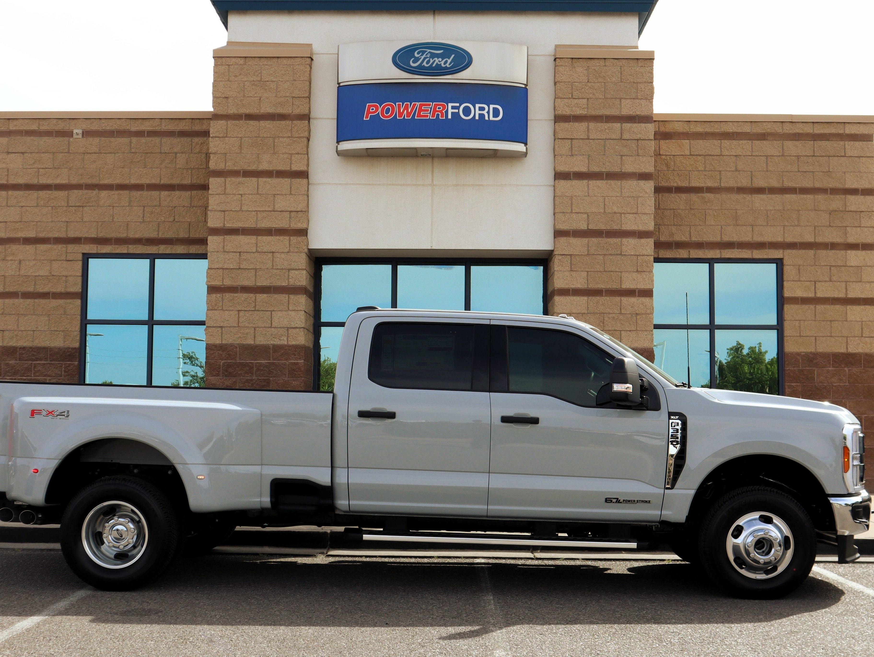 2026 Ford F-350SD XLT DRW