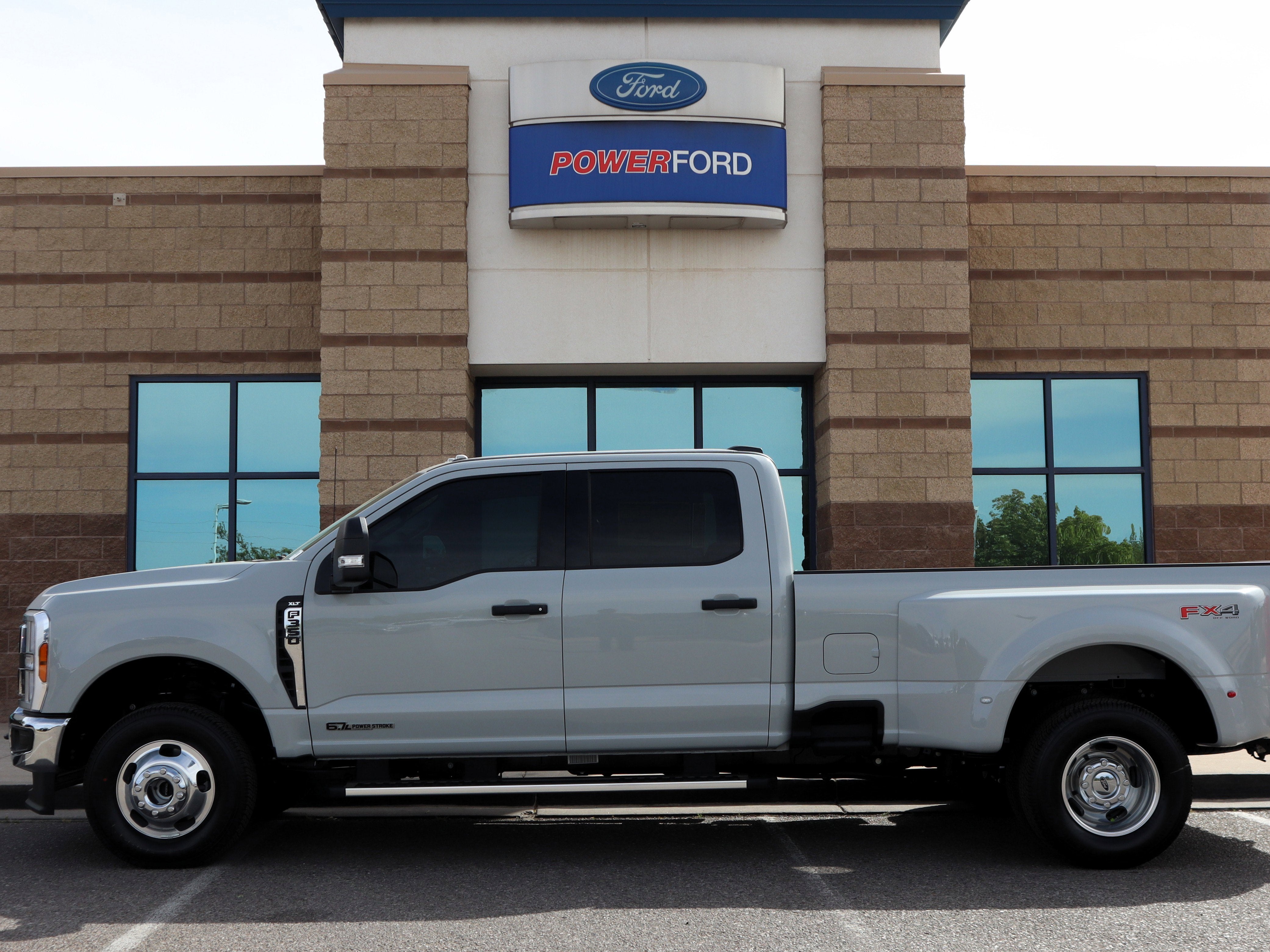 2026 Ford F-350SD XLT DRW