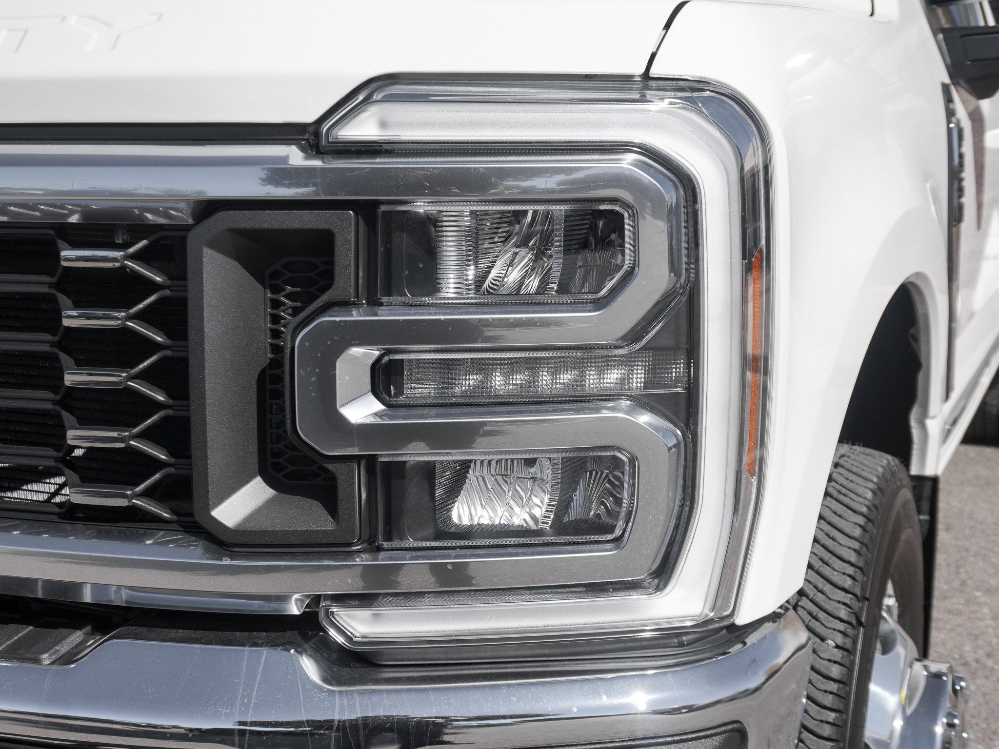 2026 Ford F-350SD Lariat DRW